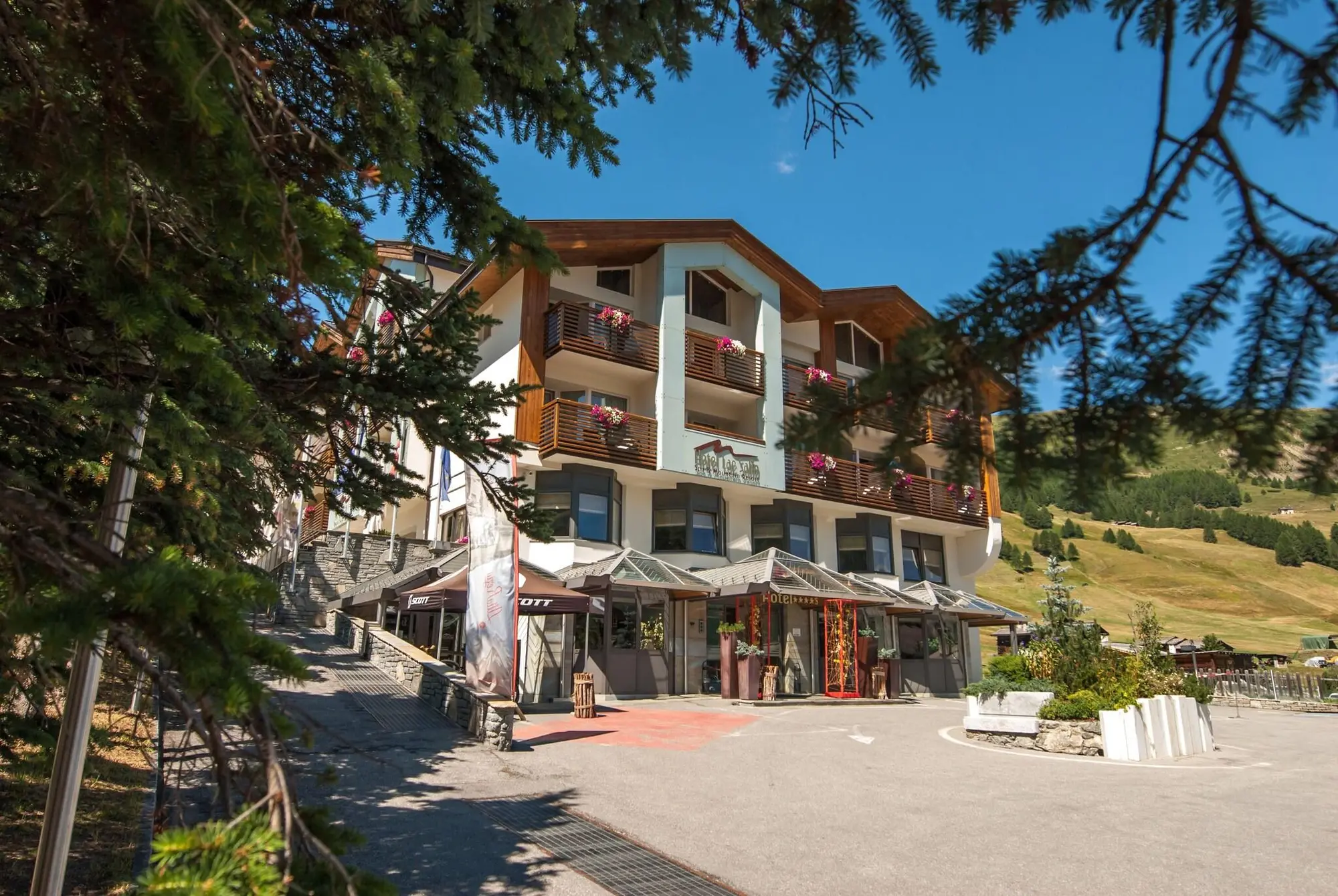 Lac Salin Spa & Mountain Resort, General view