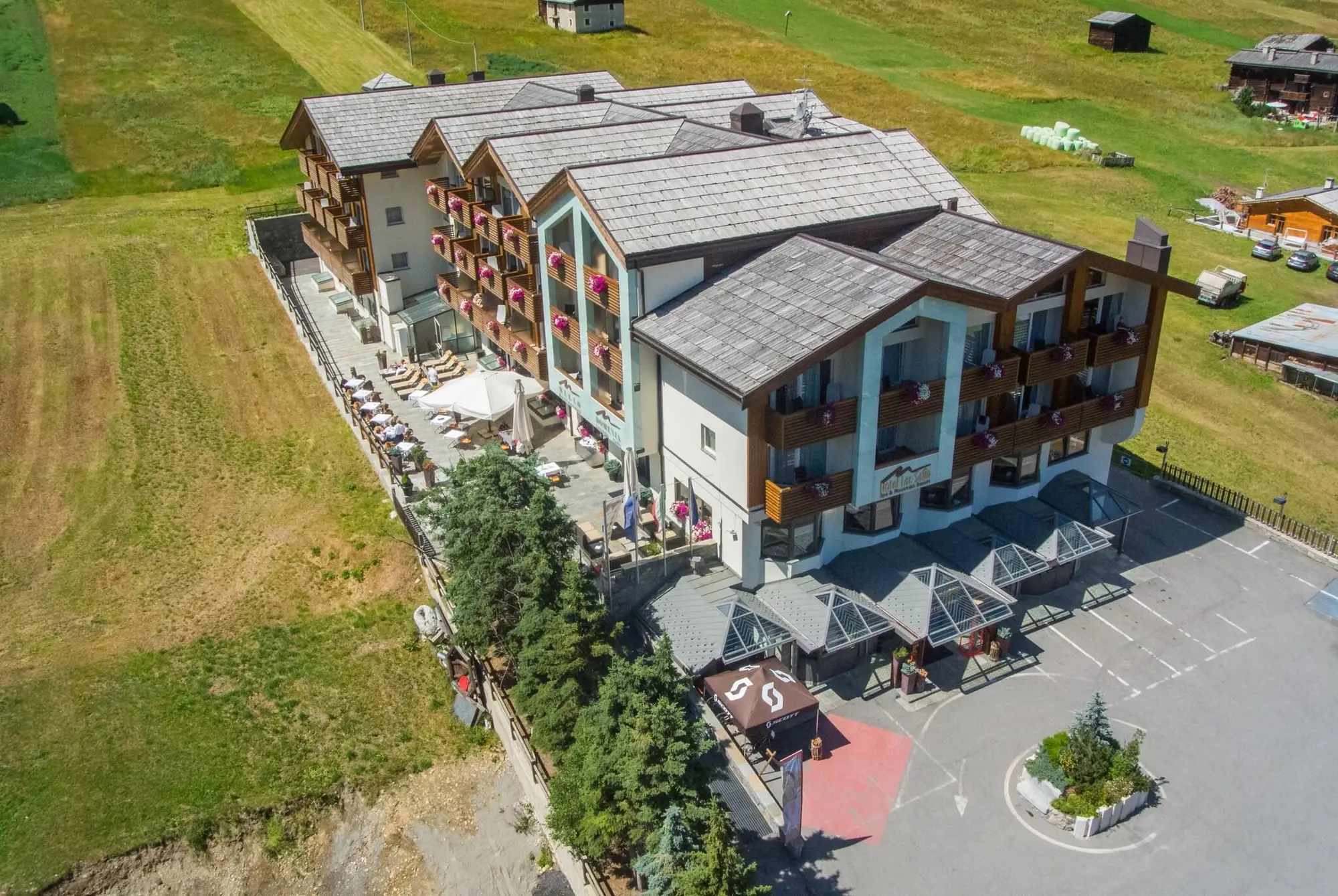 Lac Salin Spa & Mountain Resort, General view
