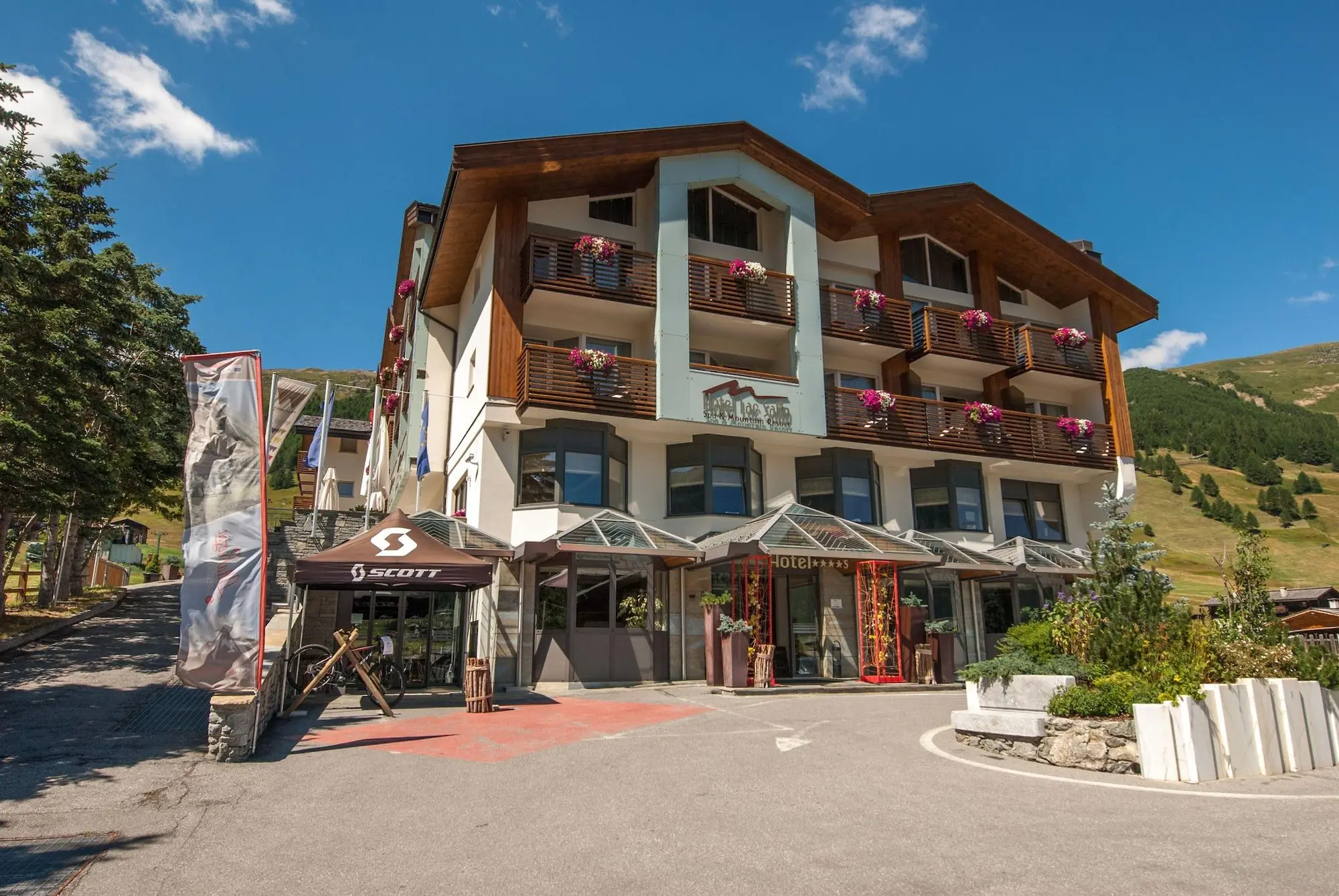 Lac Salin Spa & Mountain Resort, General view