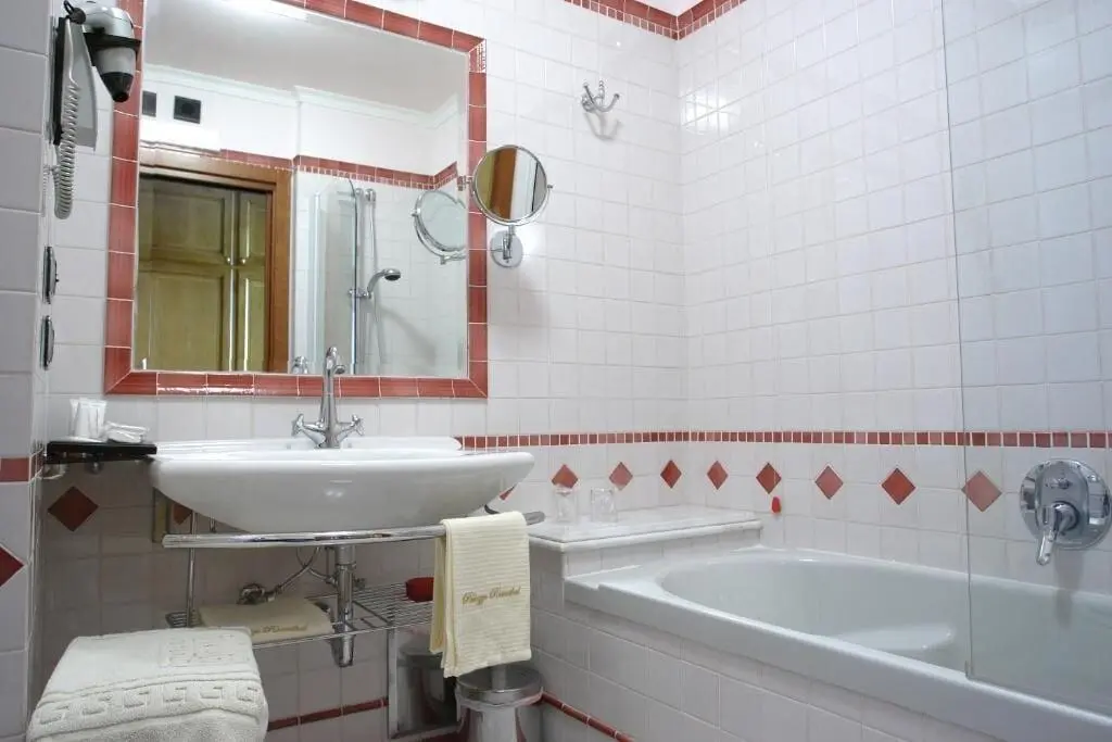Palazzo Rosenthal Vesuview Resort, Room