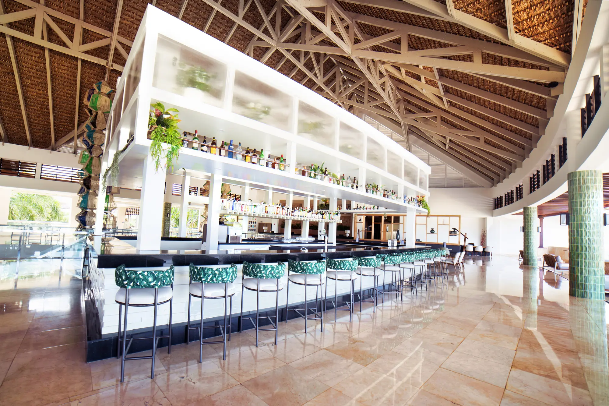 Royalton Punta Cana Autograph All-Inclusive Resort, Bar