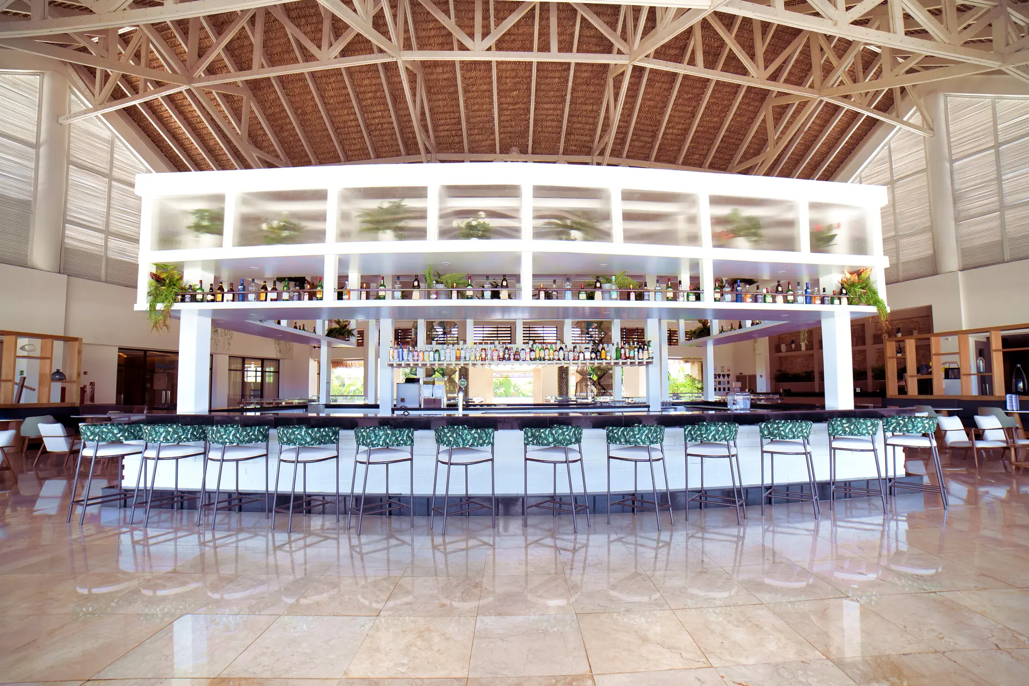 Royalton Punta Cana Autograph All-Inclusive Resort, Bar