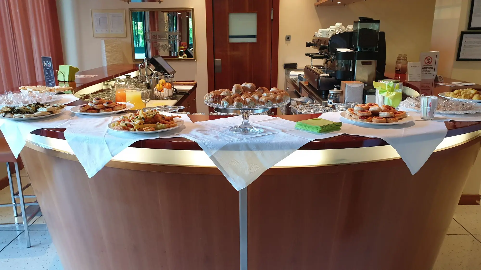 Monica Hotel Fiera, Restaurant
