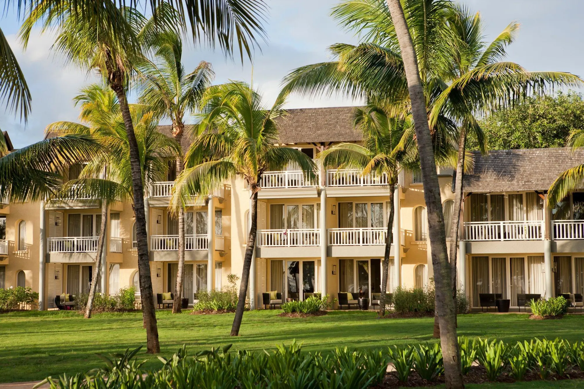 Outrigger Mauritius Beach Resort, General view