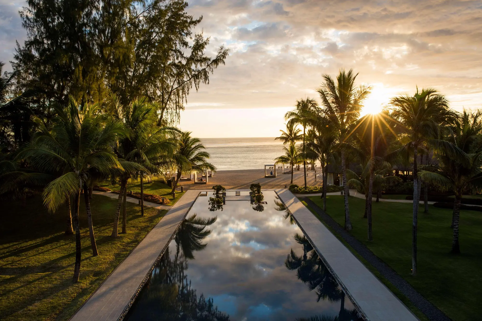 Outrigger Mauritius Beach Resort, General view