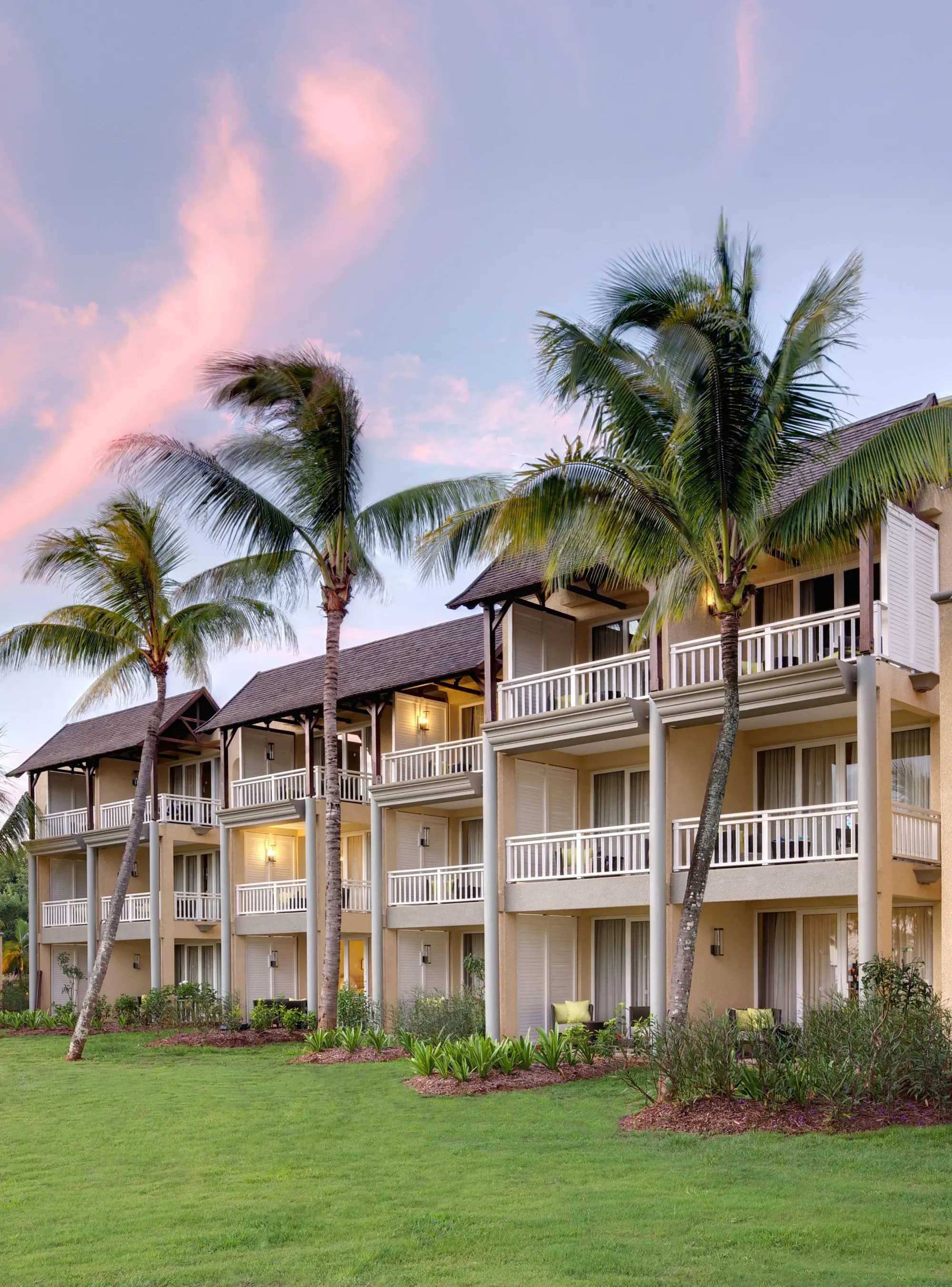 Outrigger Mauritius Beach Resort, General view