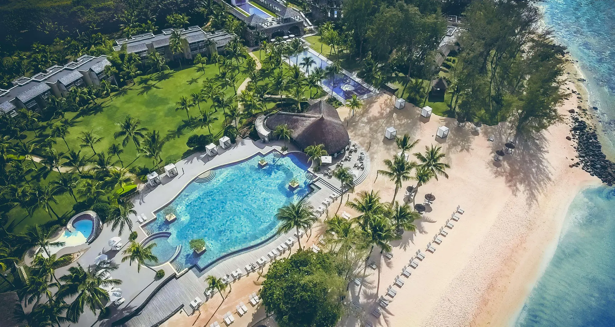 Outrigger Mauritius Beach Resort, General view
