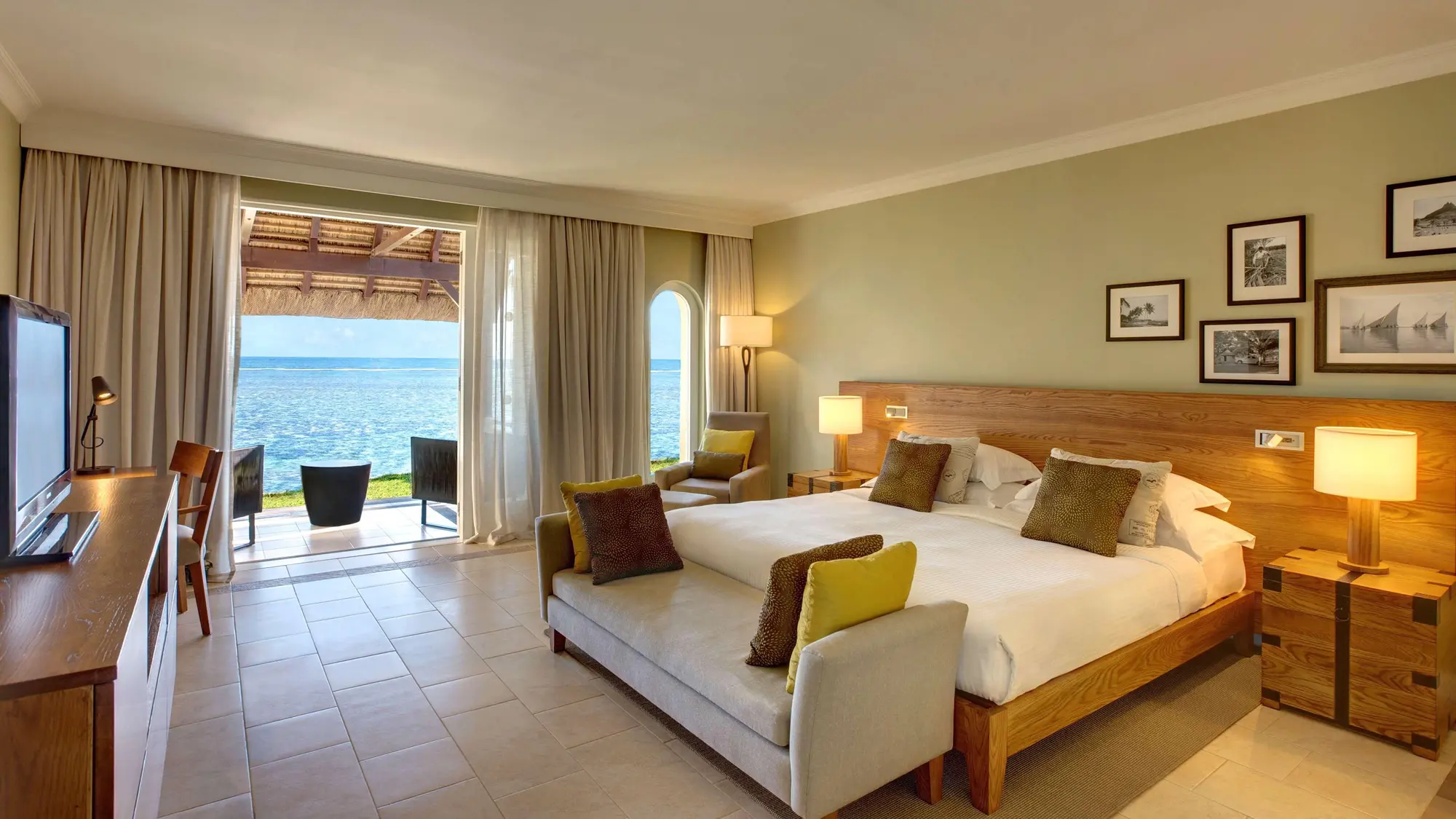 Outrigger Mauritius Beach Resort, Room