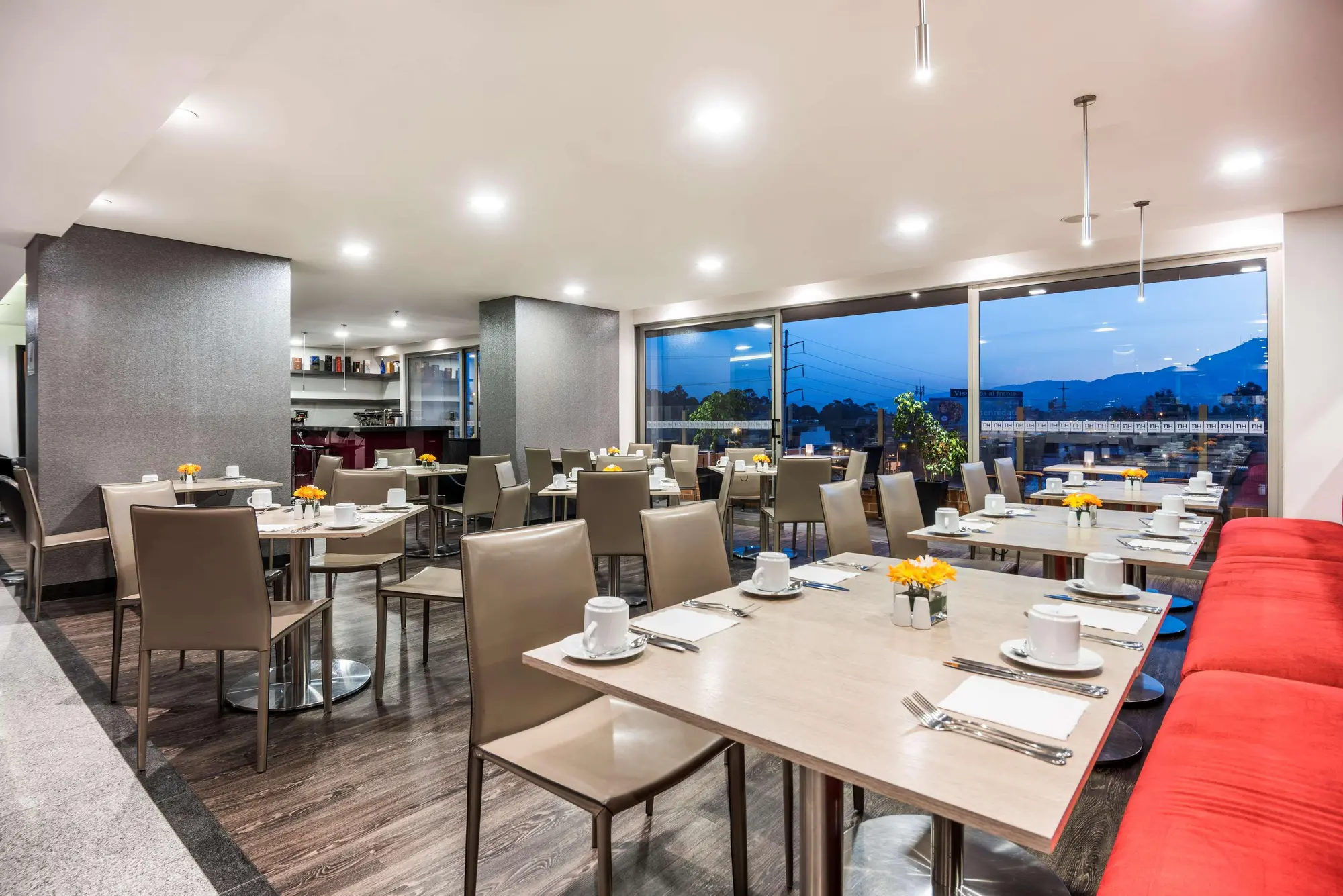 NH Bogotá Urban 26 Royal, Restaurant