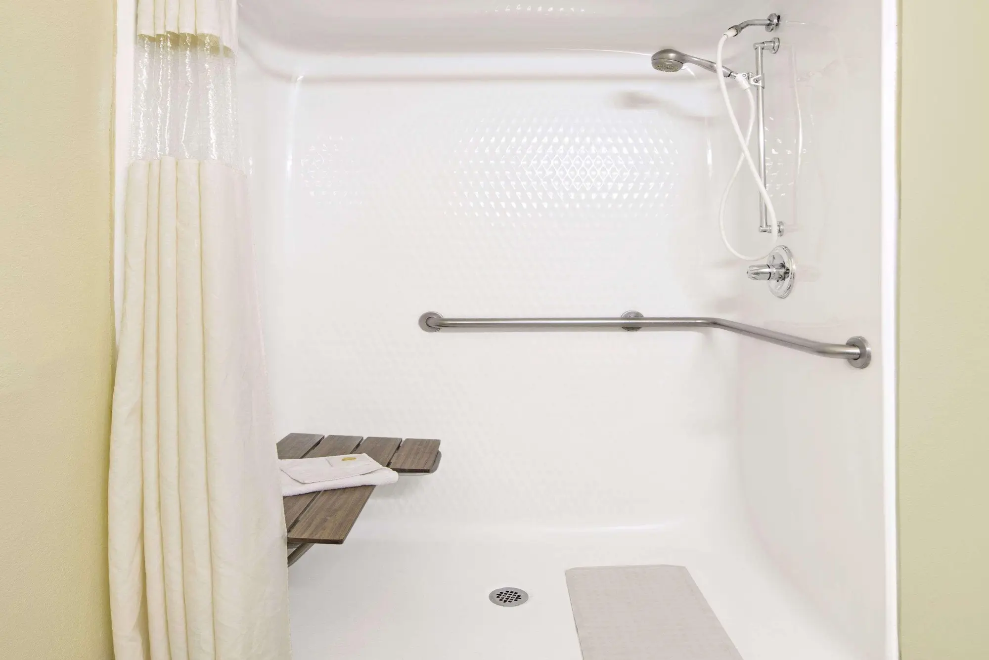 Days Inn by Wyndham Collinsville, Room