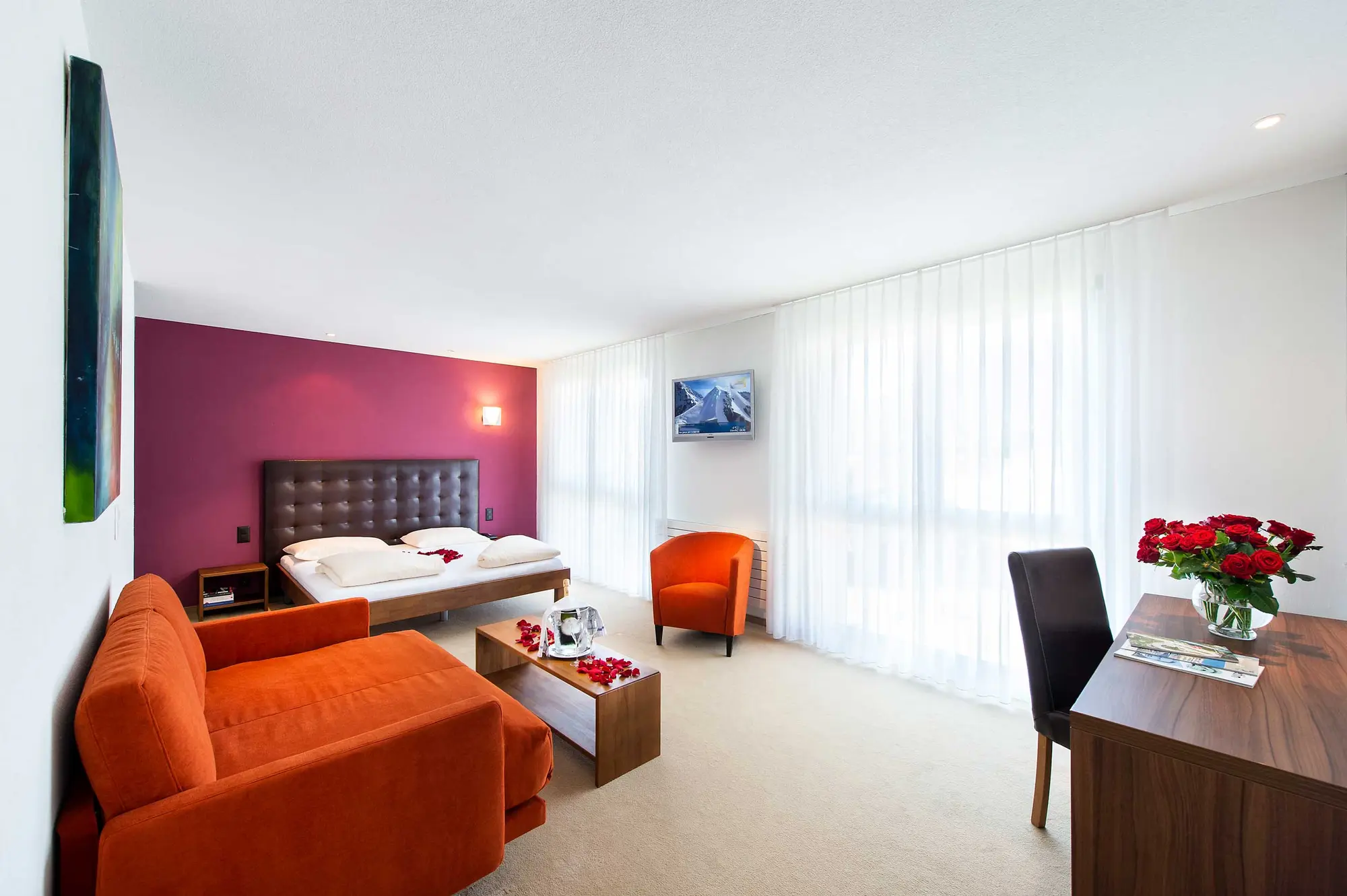 Swiss Heidi, Room