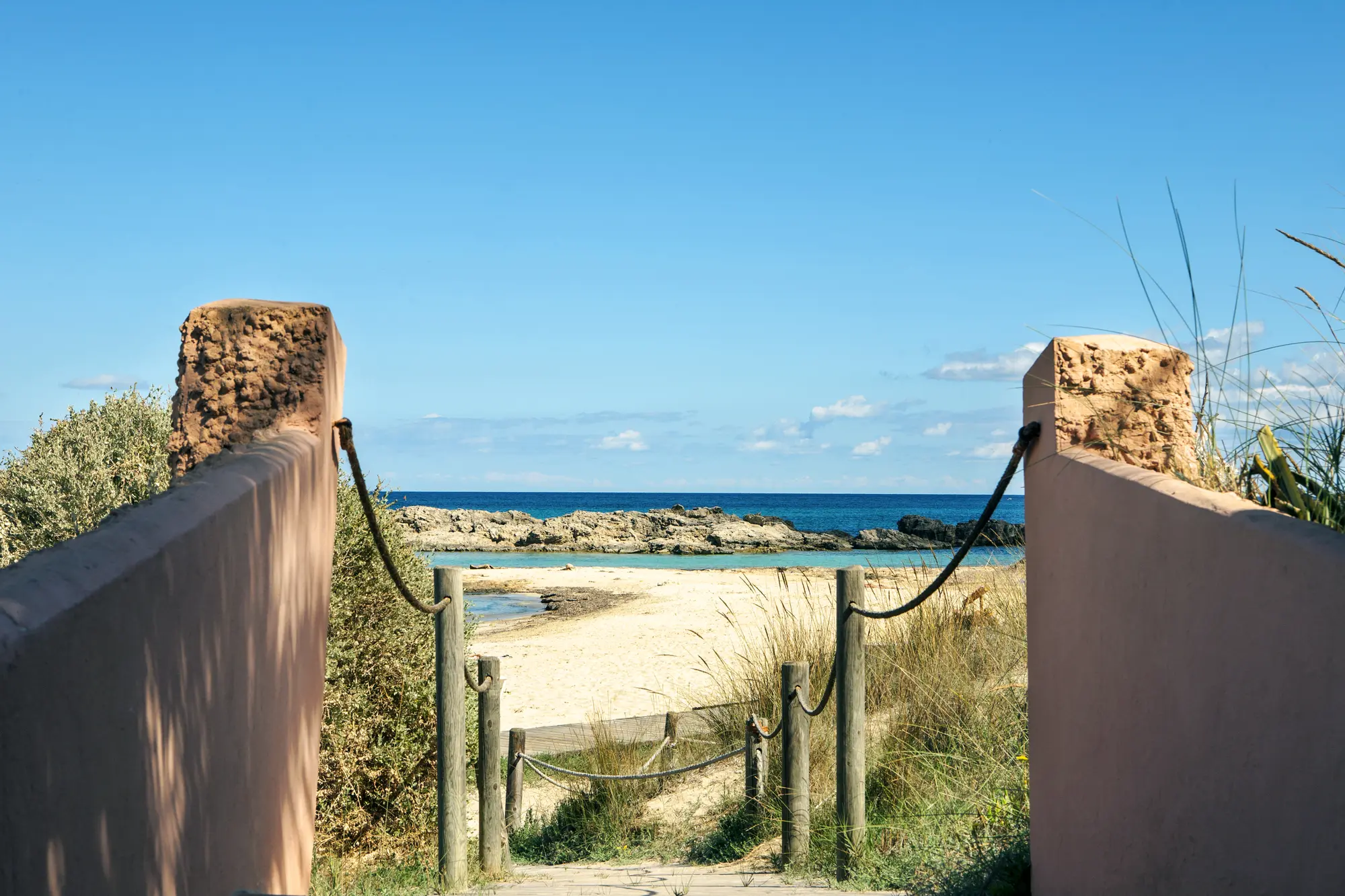 Portu Saler, Beach