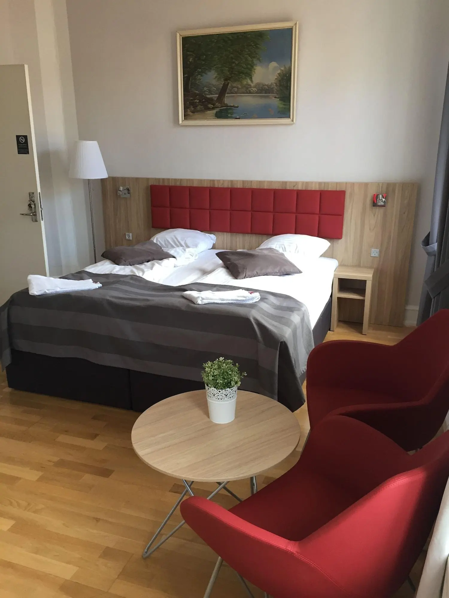 Skandia, Room