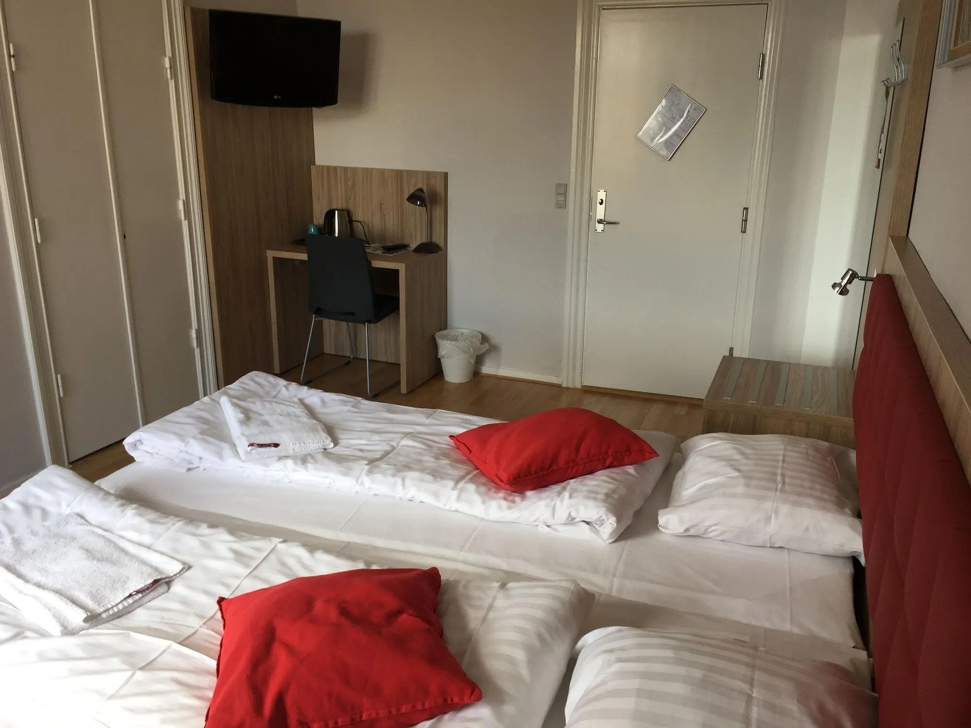 Skandia, Room