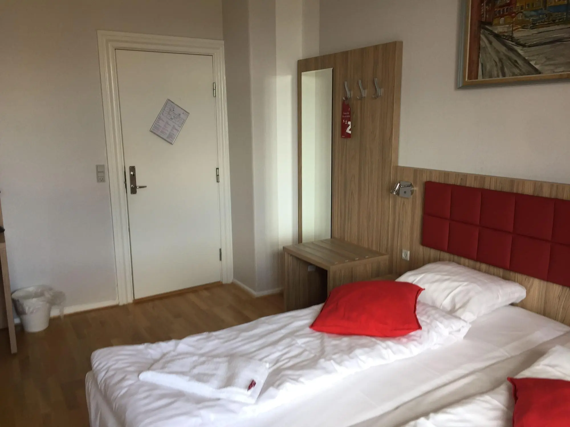 Skandia, Room