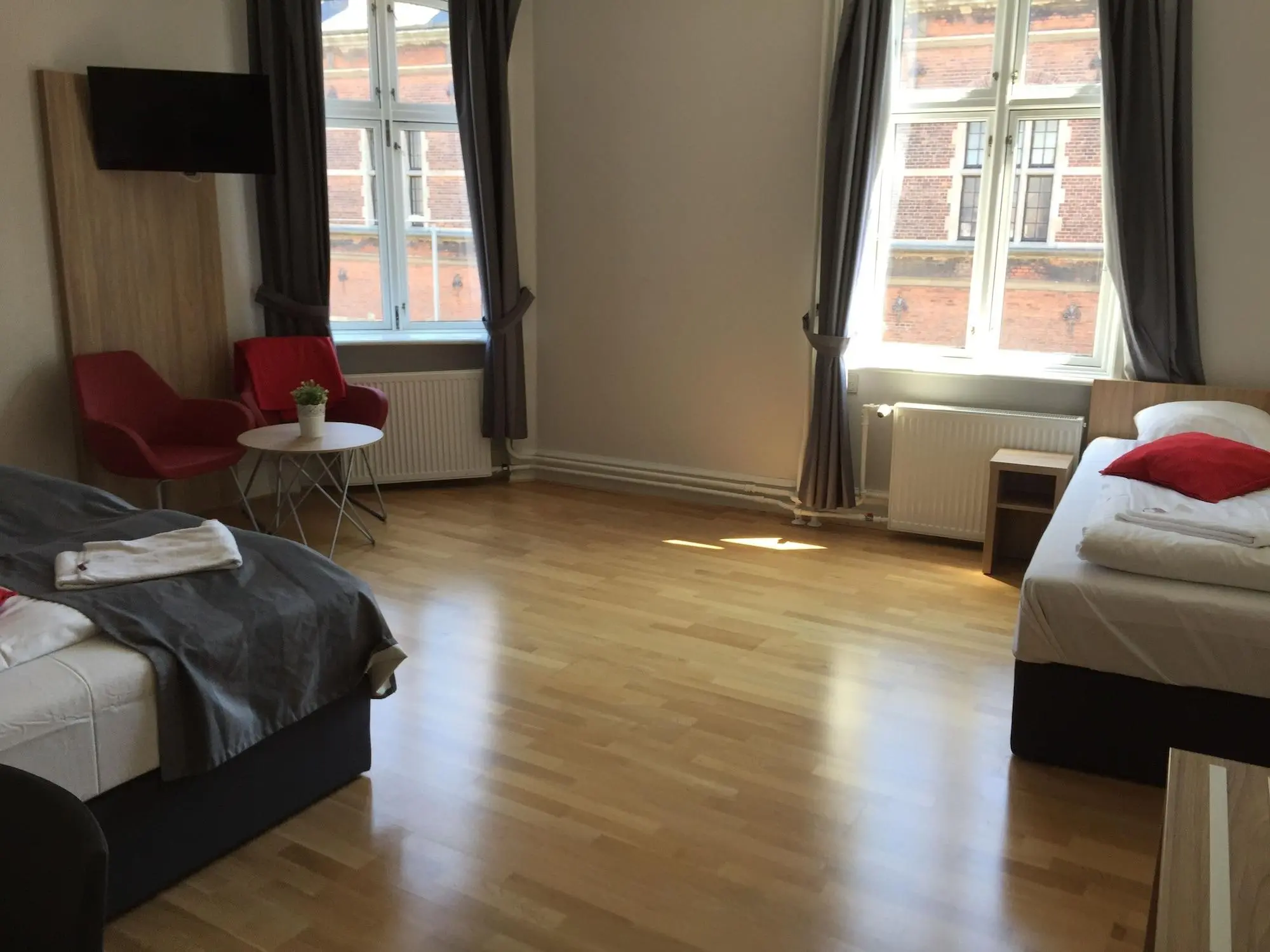 Skandia, Room