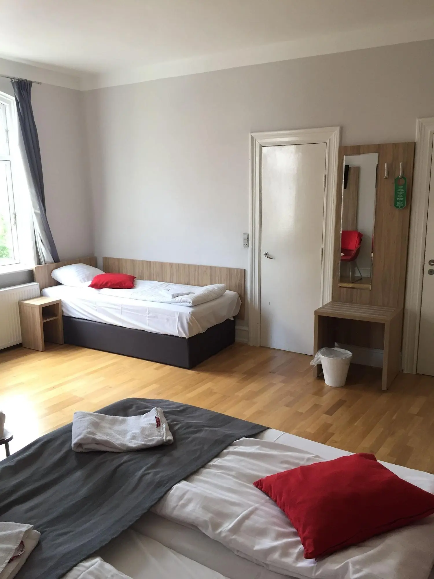 Skandia, Room