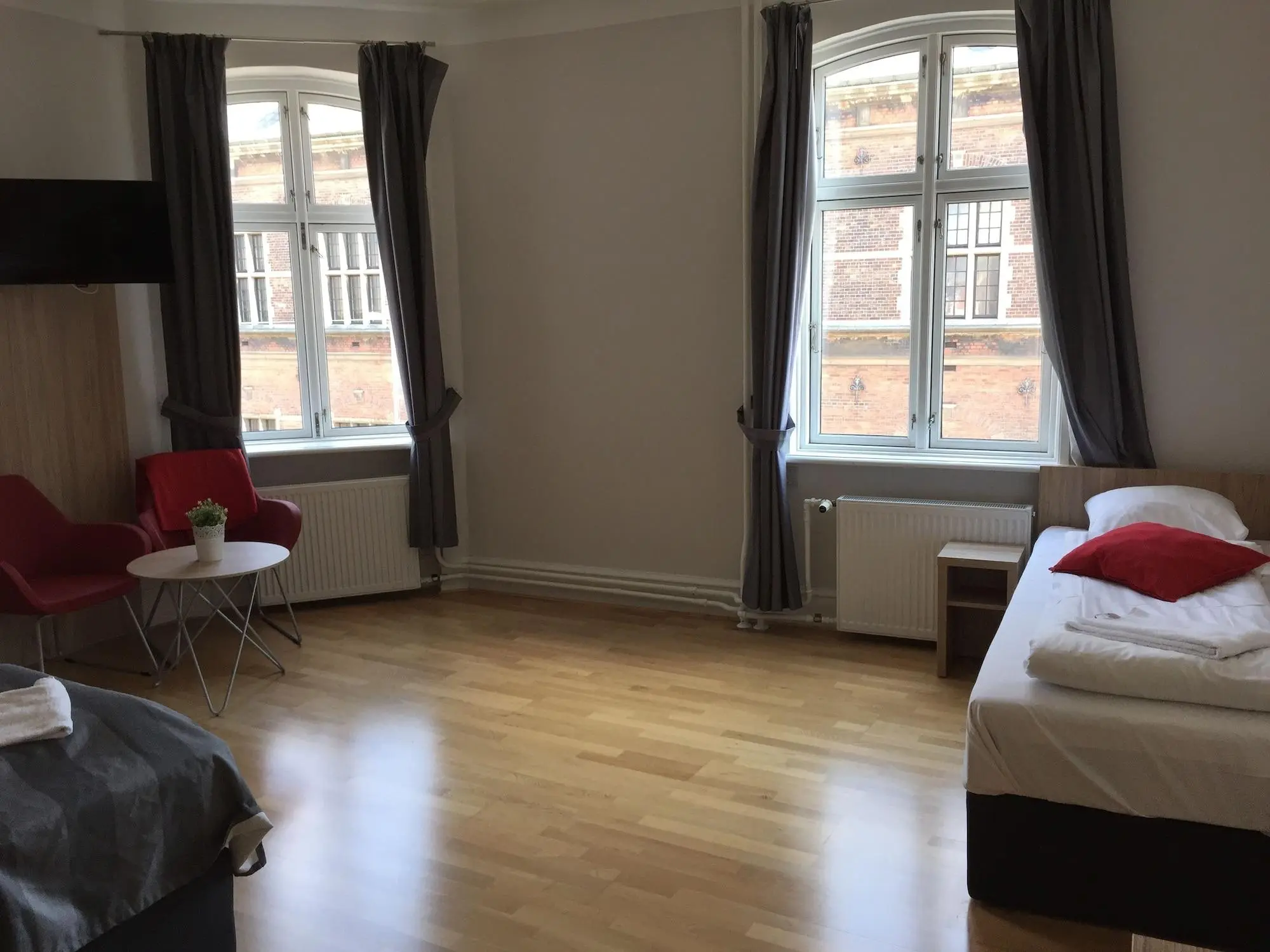 Skandia, Room