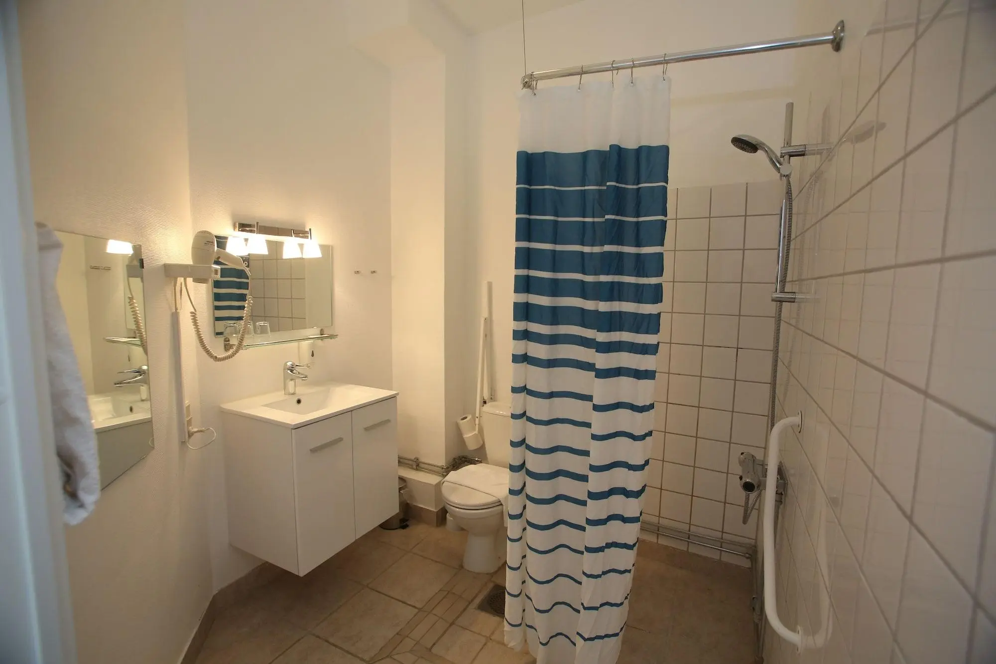 Skandia, Room