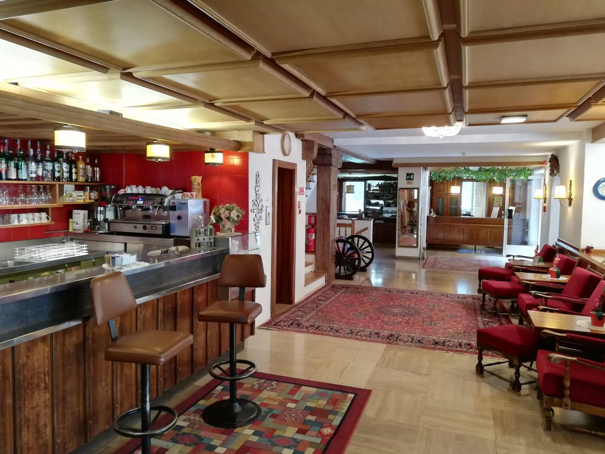 La Rodes, Lobby