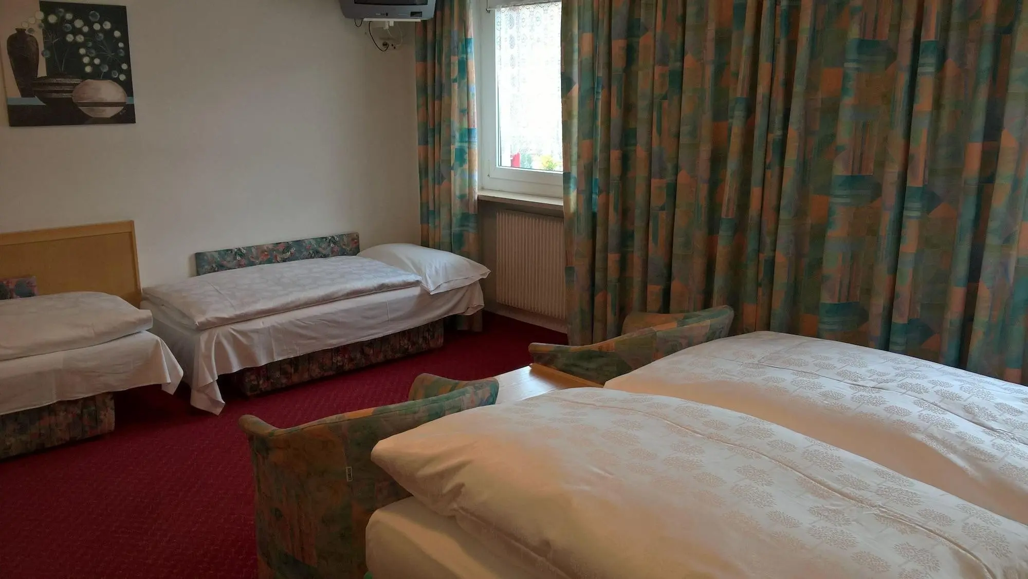 La Rodes, Room