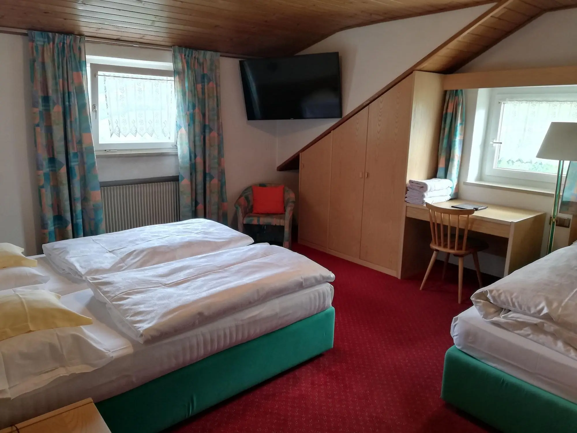 La Rodes, Room