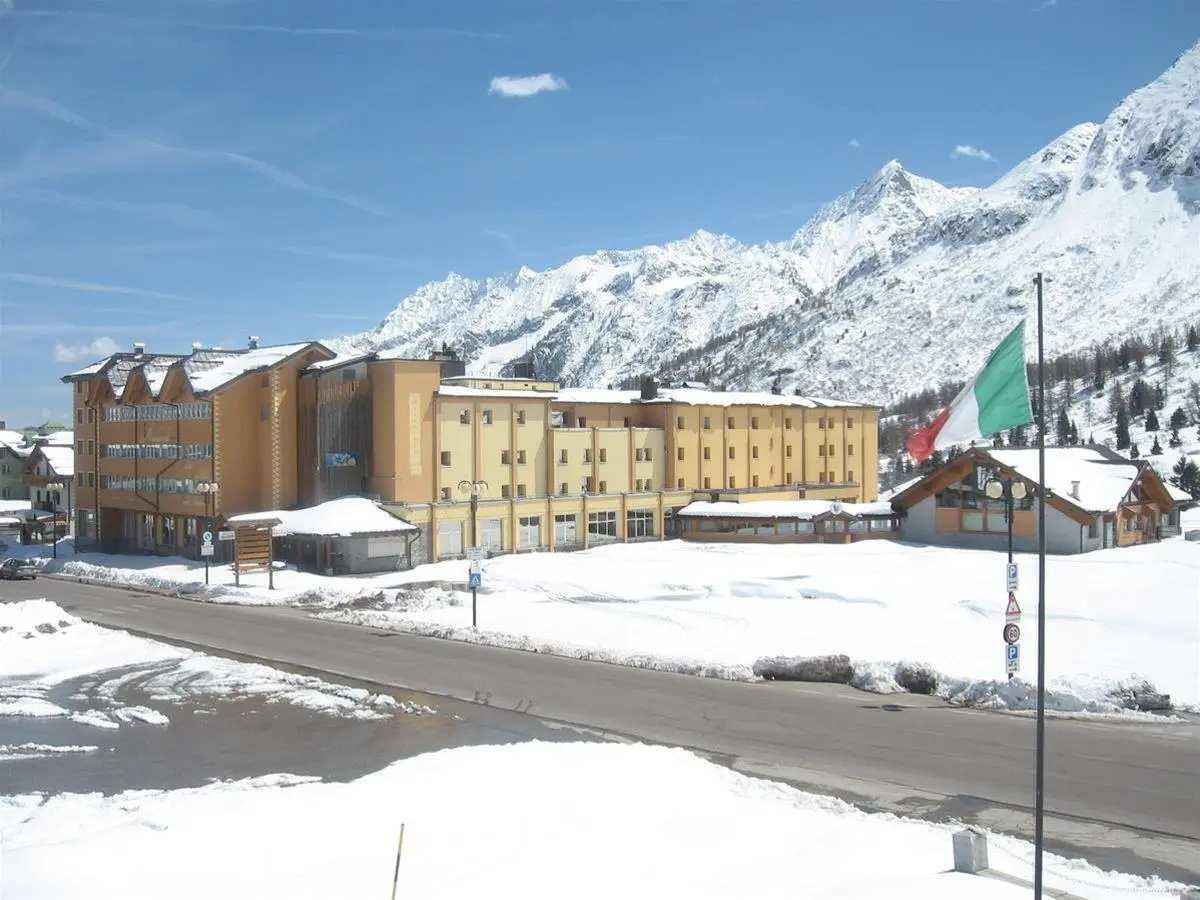 Grand Hotel Miramonti, General view