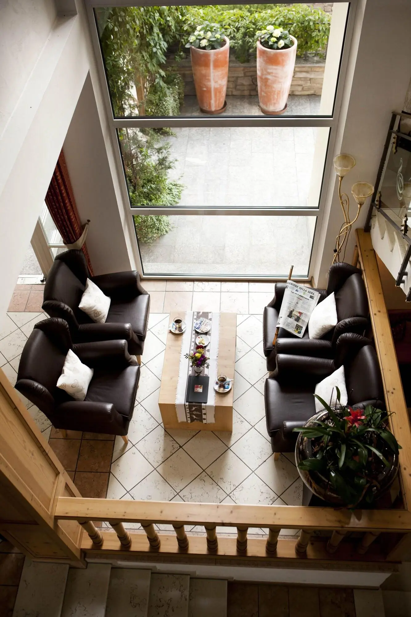 Schönblick, Lobby