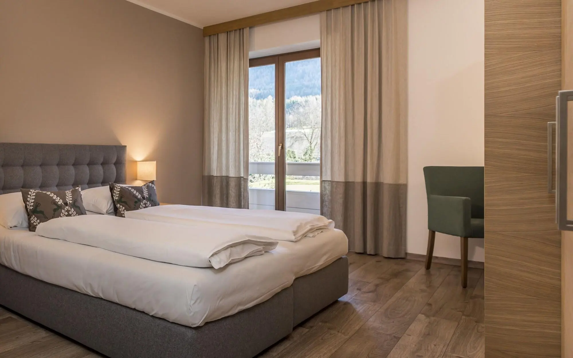 Schönblick, Room