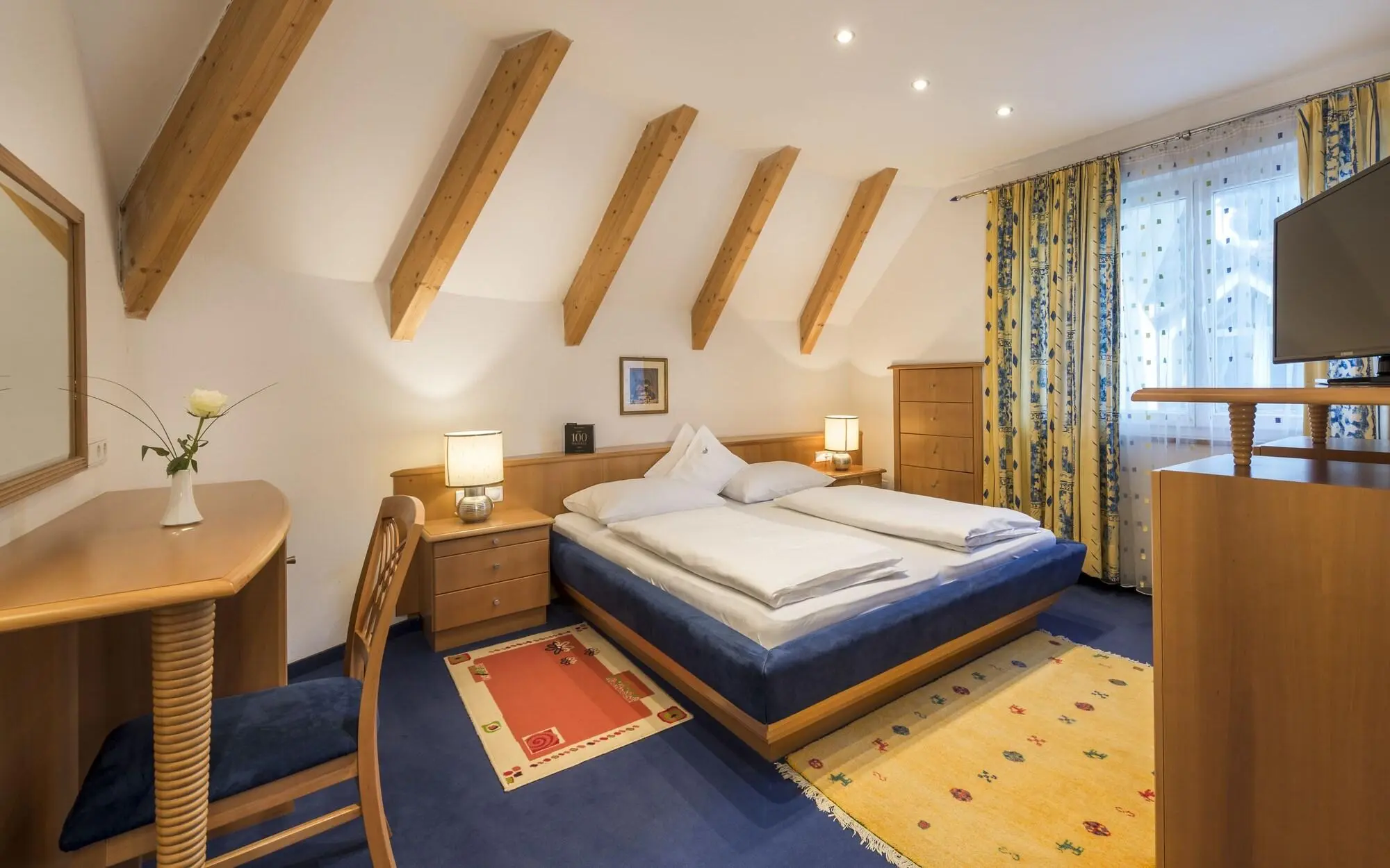 Schönblick, Room