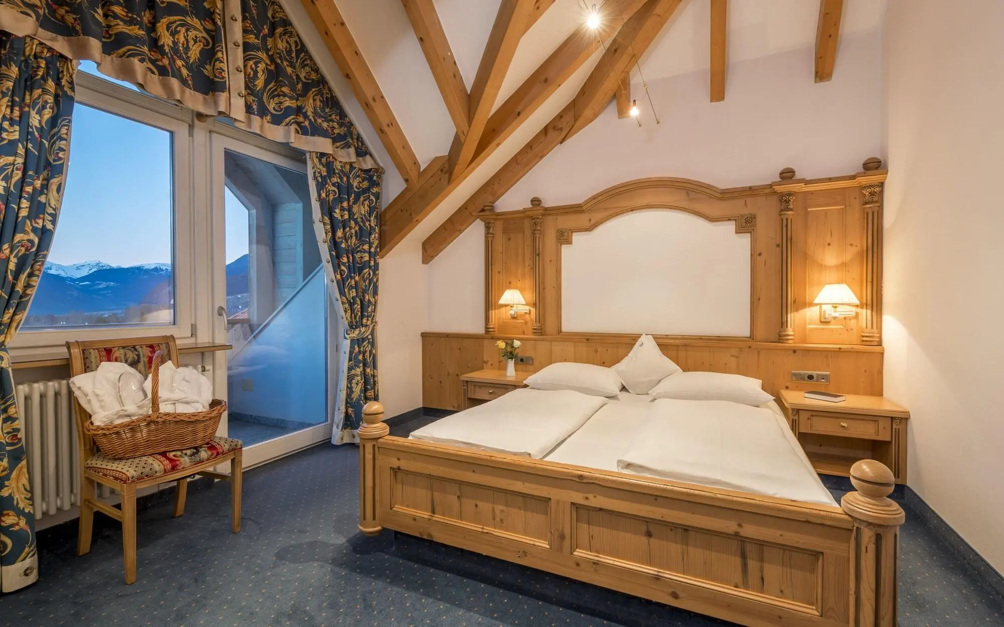 Schönblick, Room