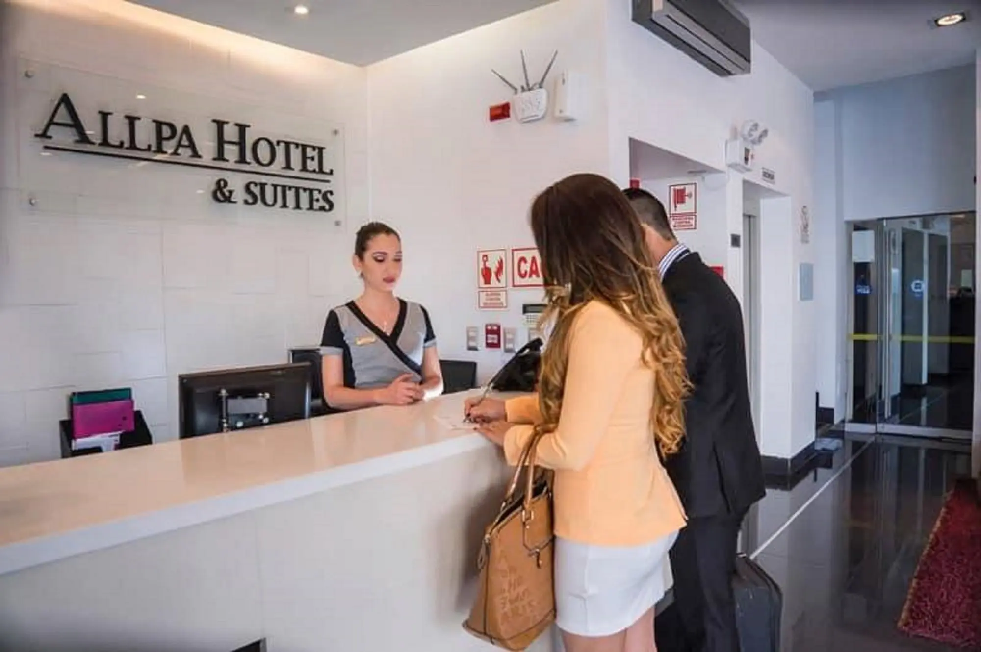 Allpa Hotel & Suites, Lobby