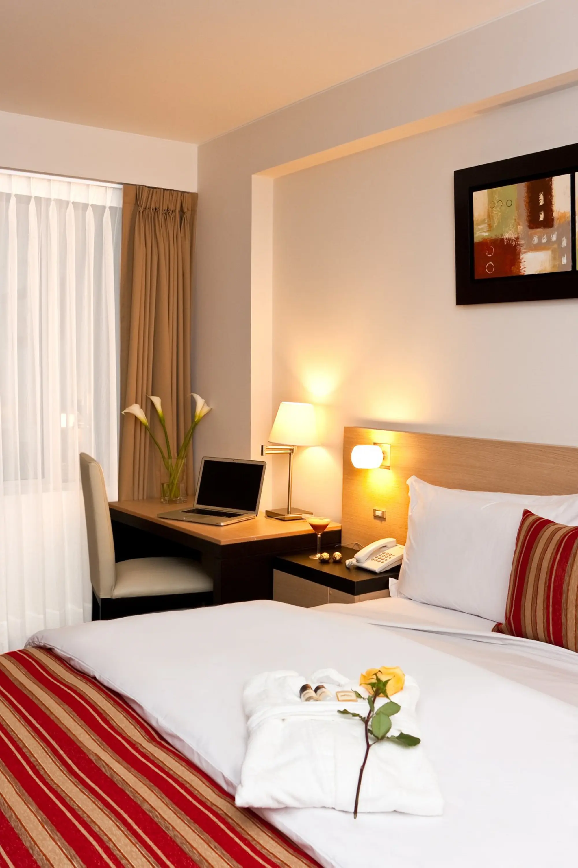 Allpa Hotel & Suites, Room