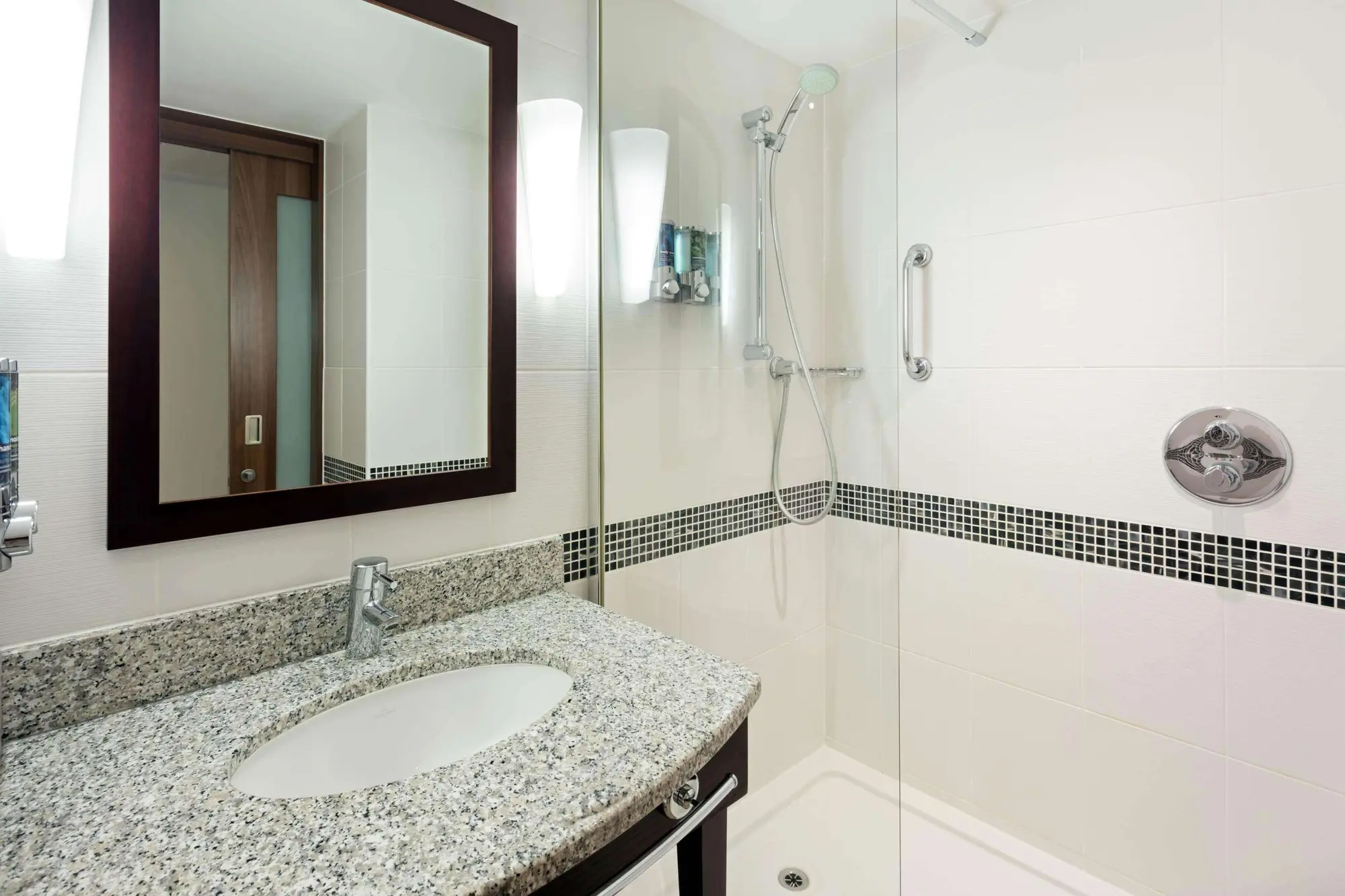 Hampton By Hilton London Croydon, Room