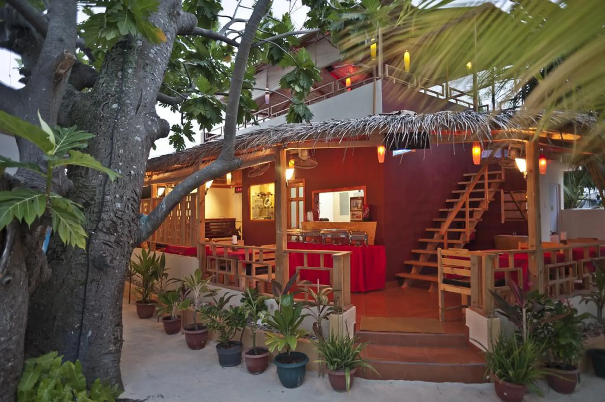 Stingray Beach Inn at Maafushi, General view