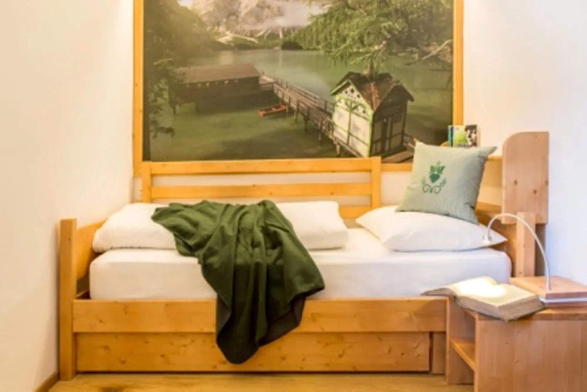 Rosengarten, Room