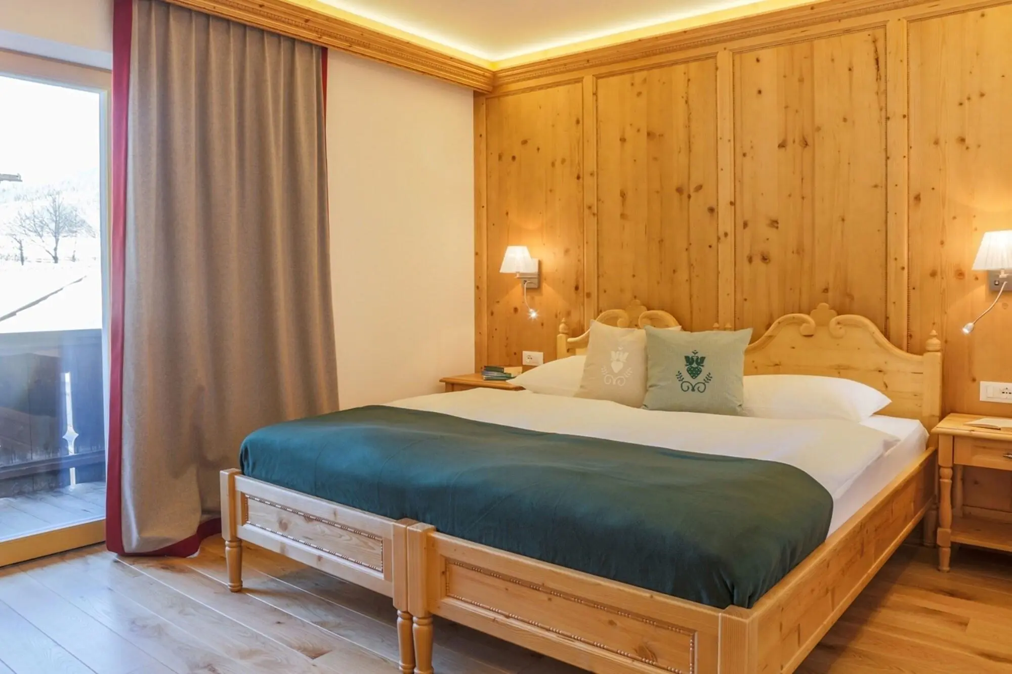 Rosengarten, Room