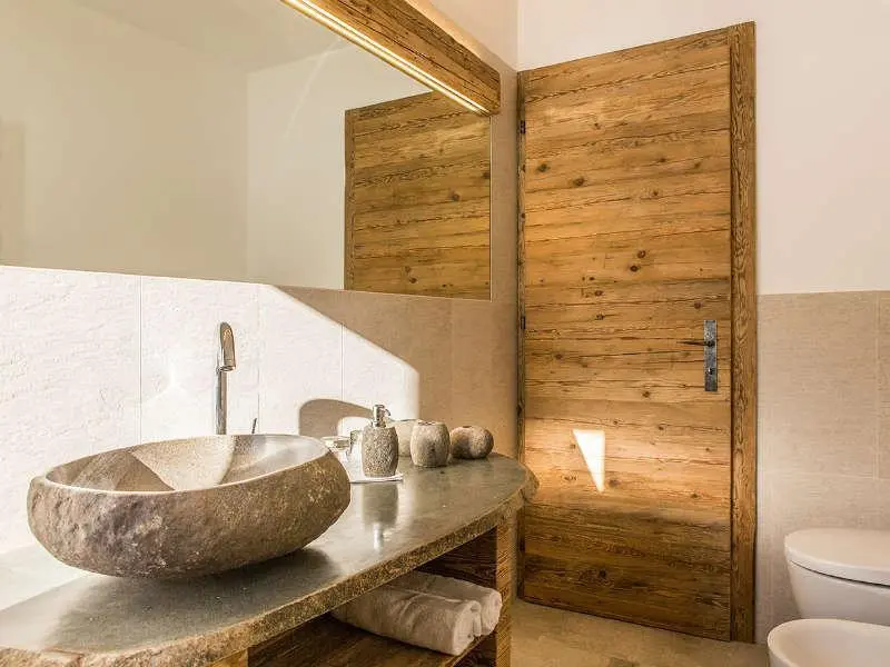 Rosengarten, Room