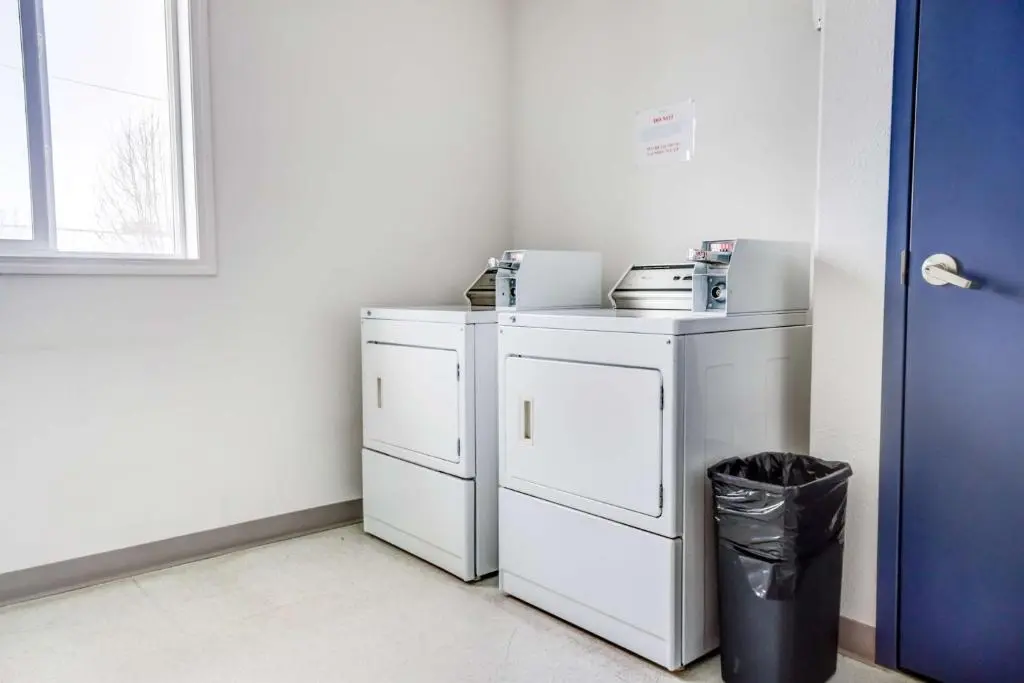Motel 6 Red Deer, Room