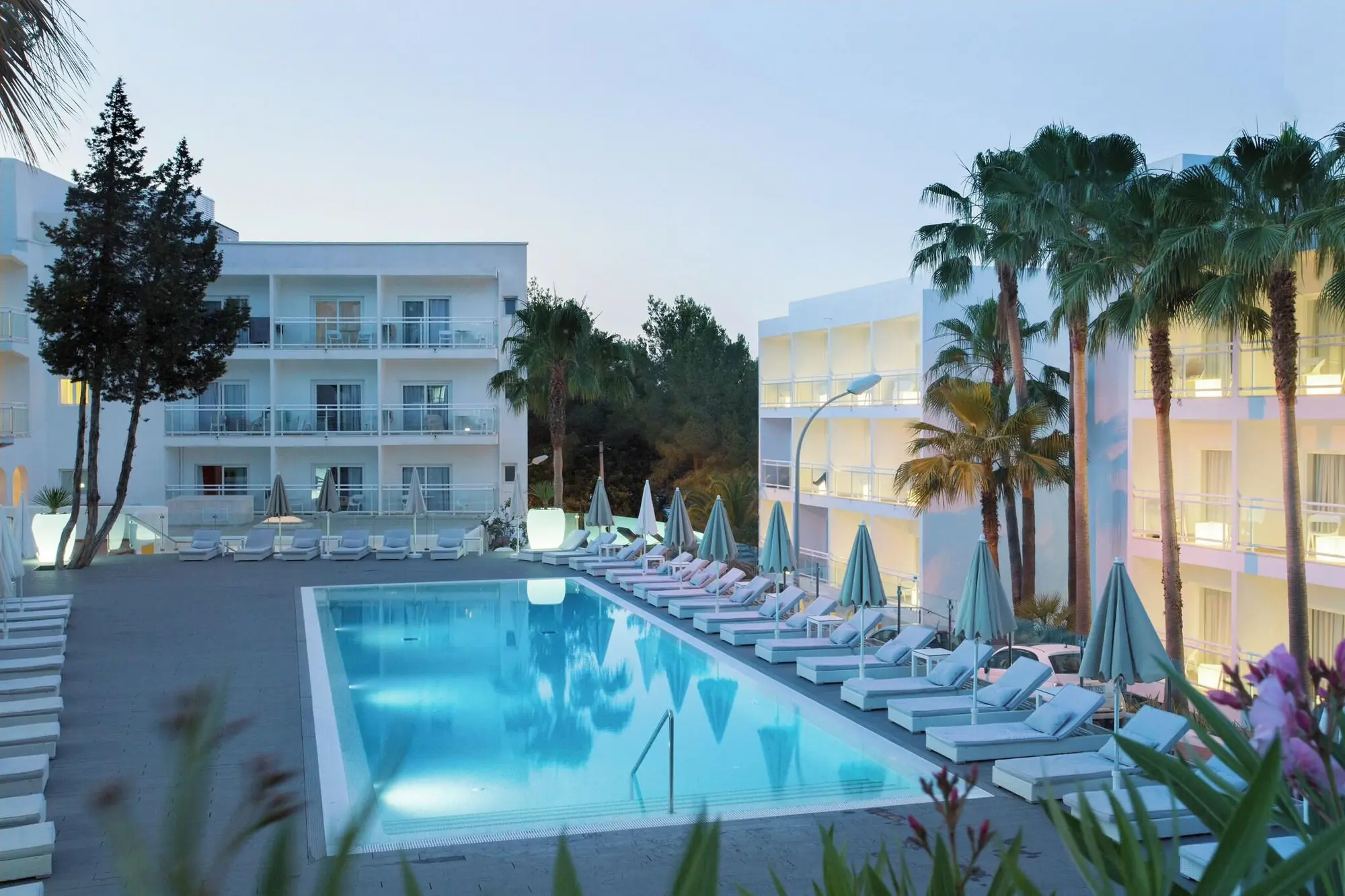 Grupotel Ibiza Beach Resort. Adults Only, Pool
