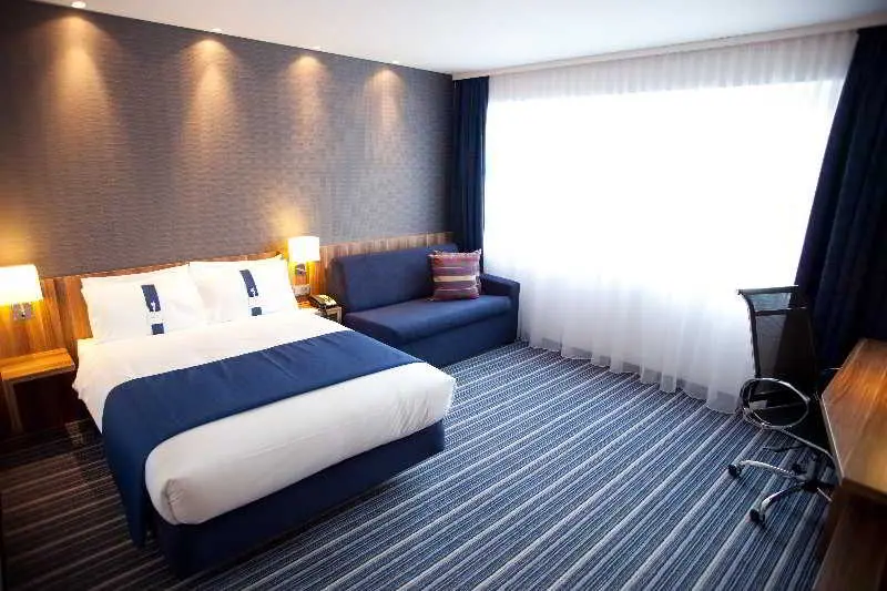 Premier Inn Nürnberg City Centre, Room