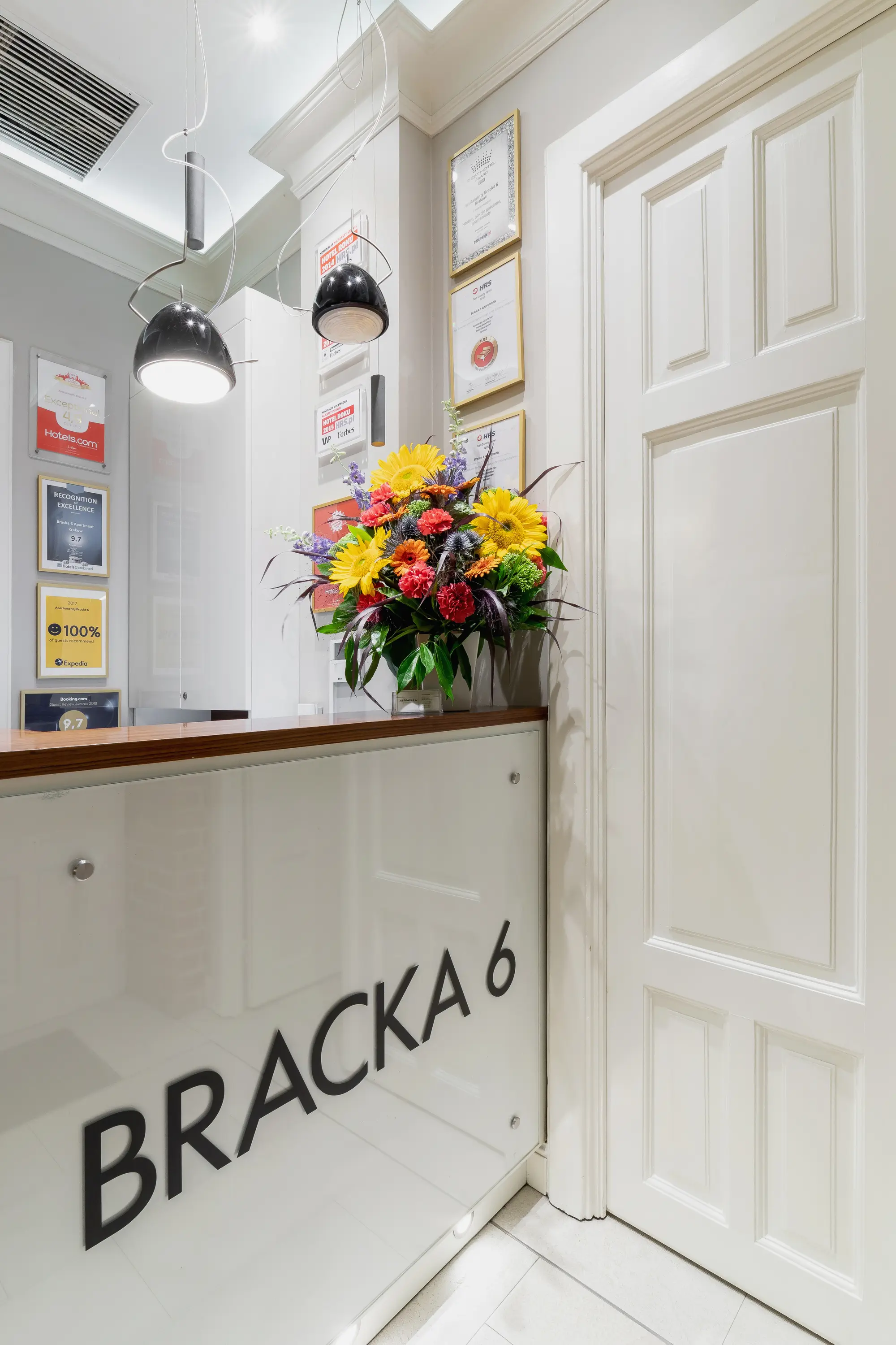 Bracka 6 Apartments, Lobby