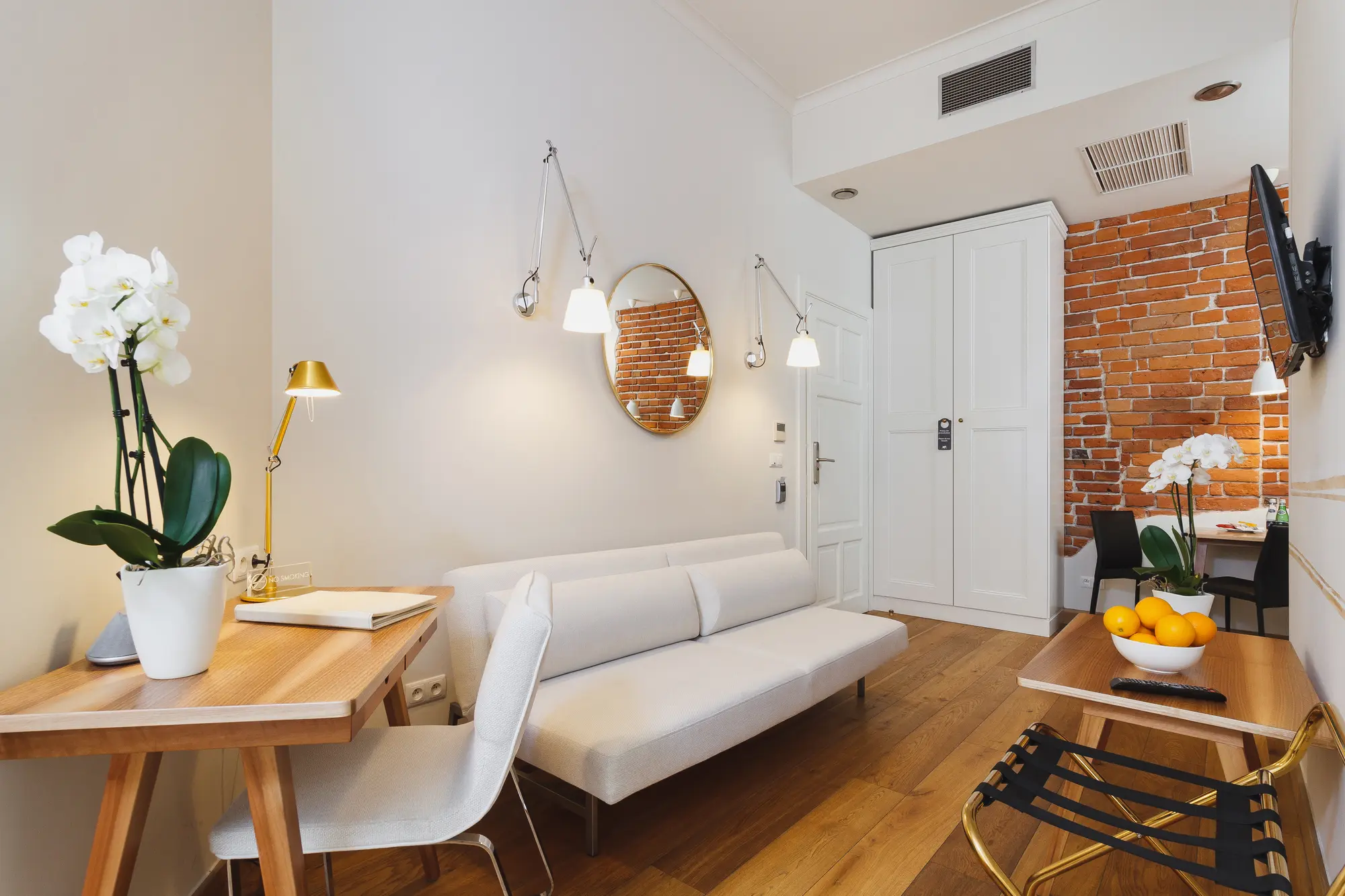 Bracka 6 Apartments, Room