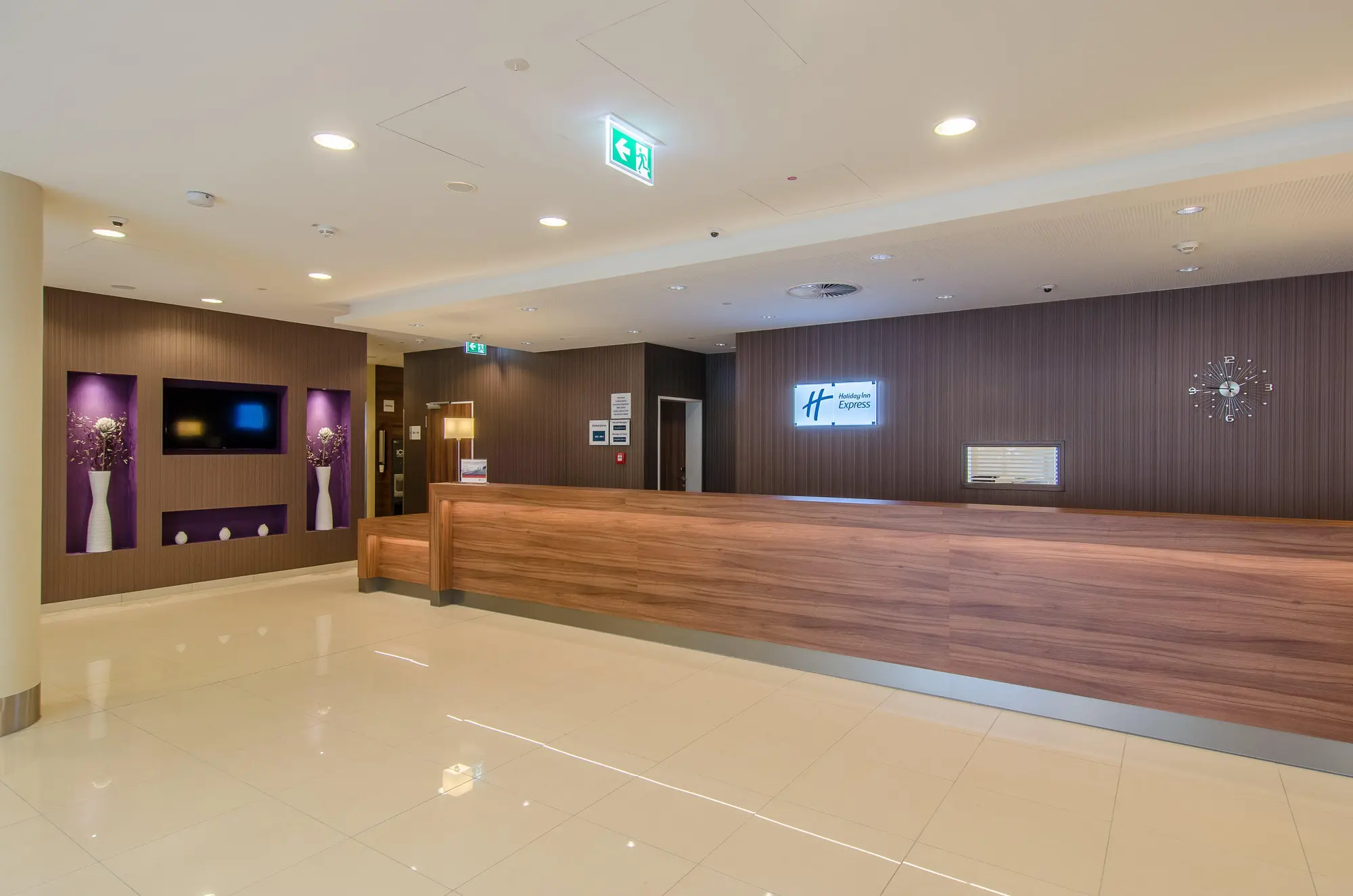 Premier Inn Düsseldorf City Centre, Lobby