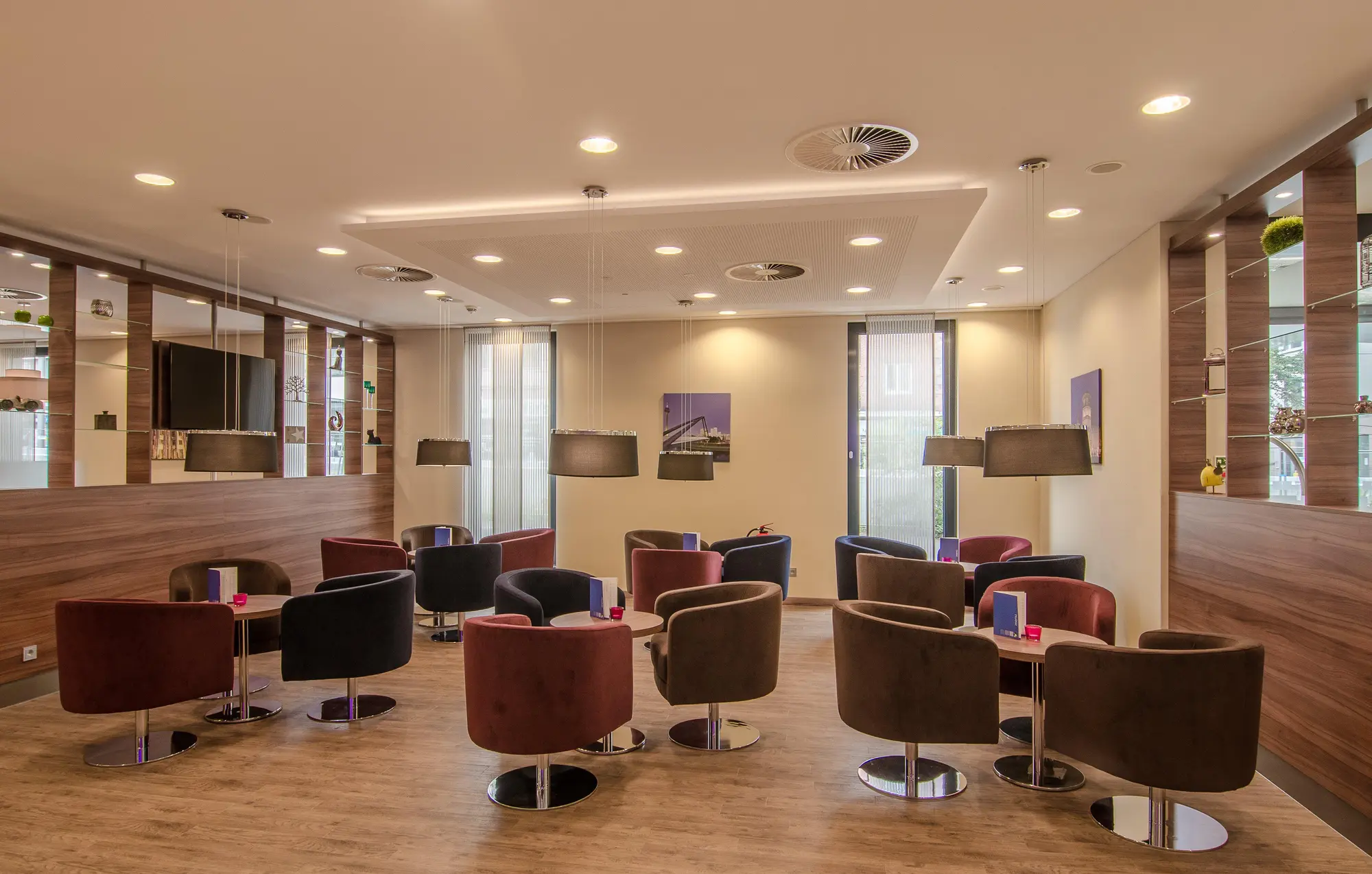 Premier Inn Düsseldorf City Centre, Lobby