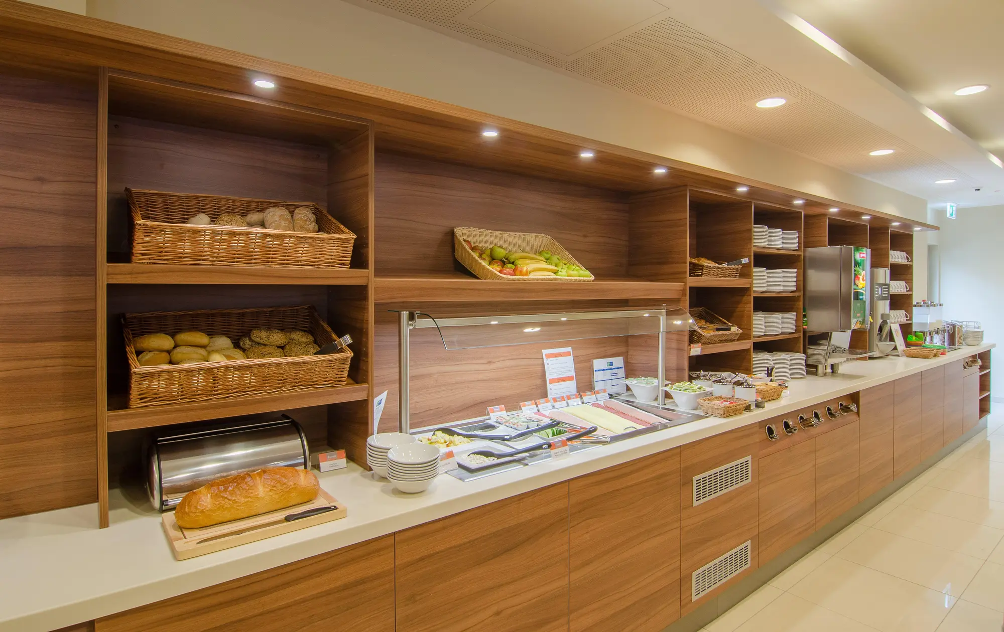 Premier Inn Düsseldorf City Centre, Restaurant