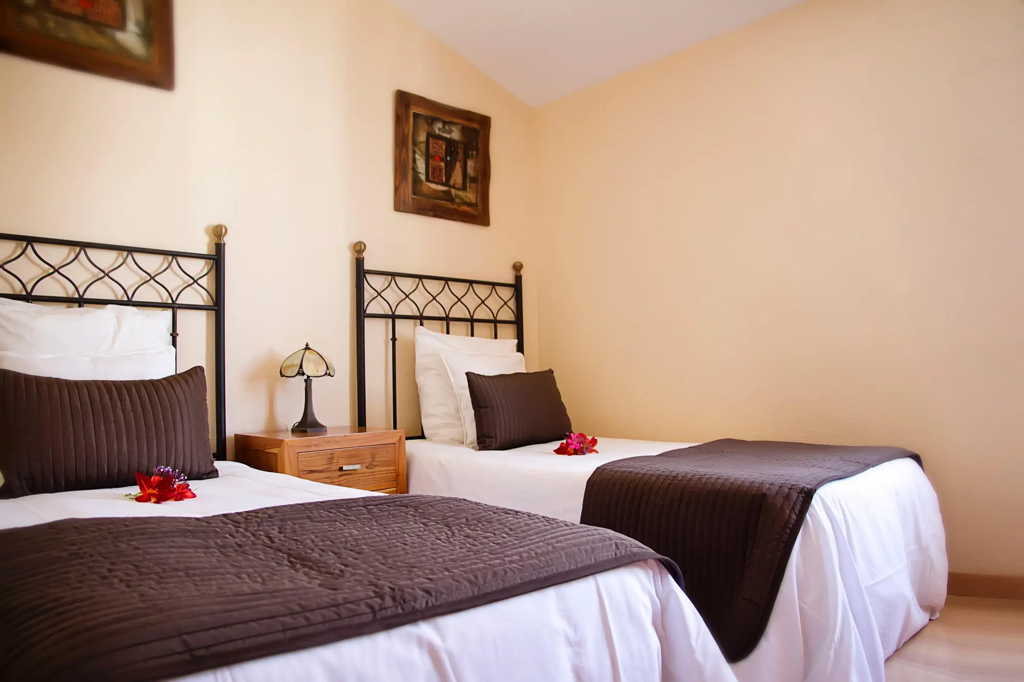 Fairways Club, Room