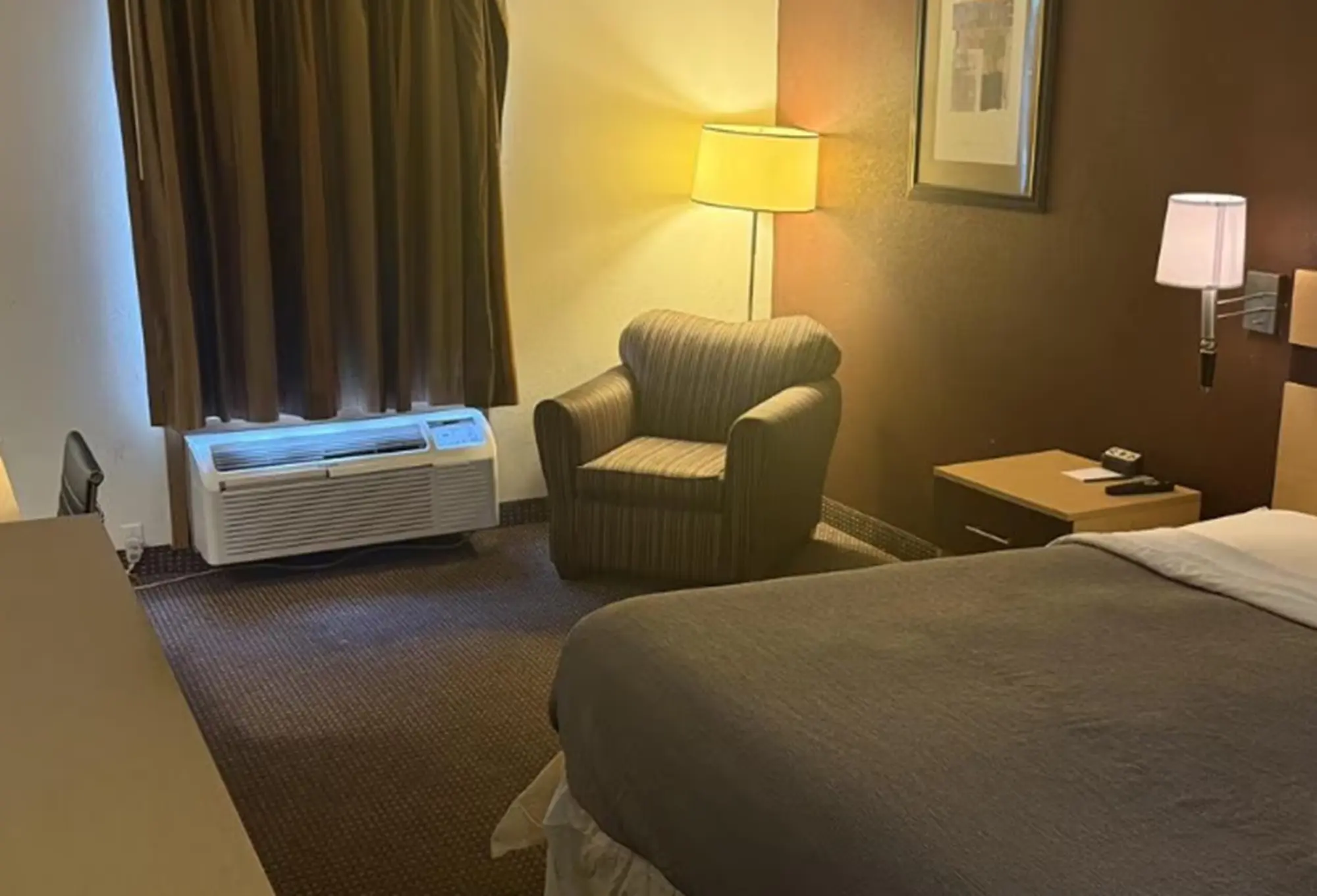 Quality Inn & Suites South/Obetz, Room