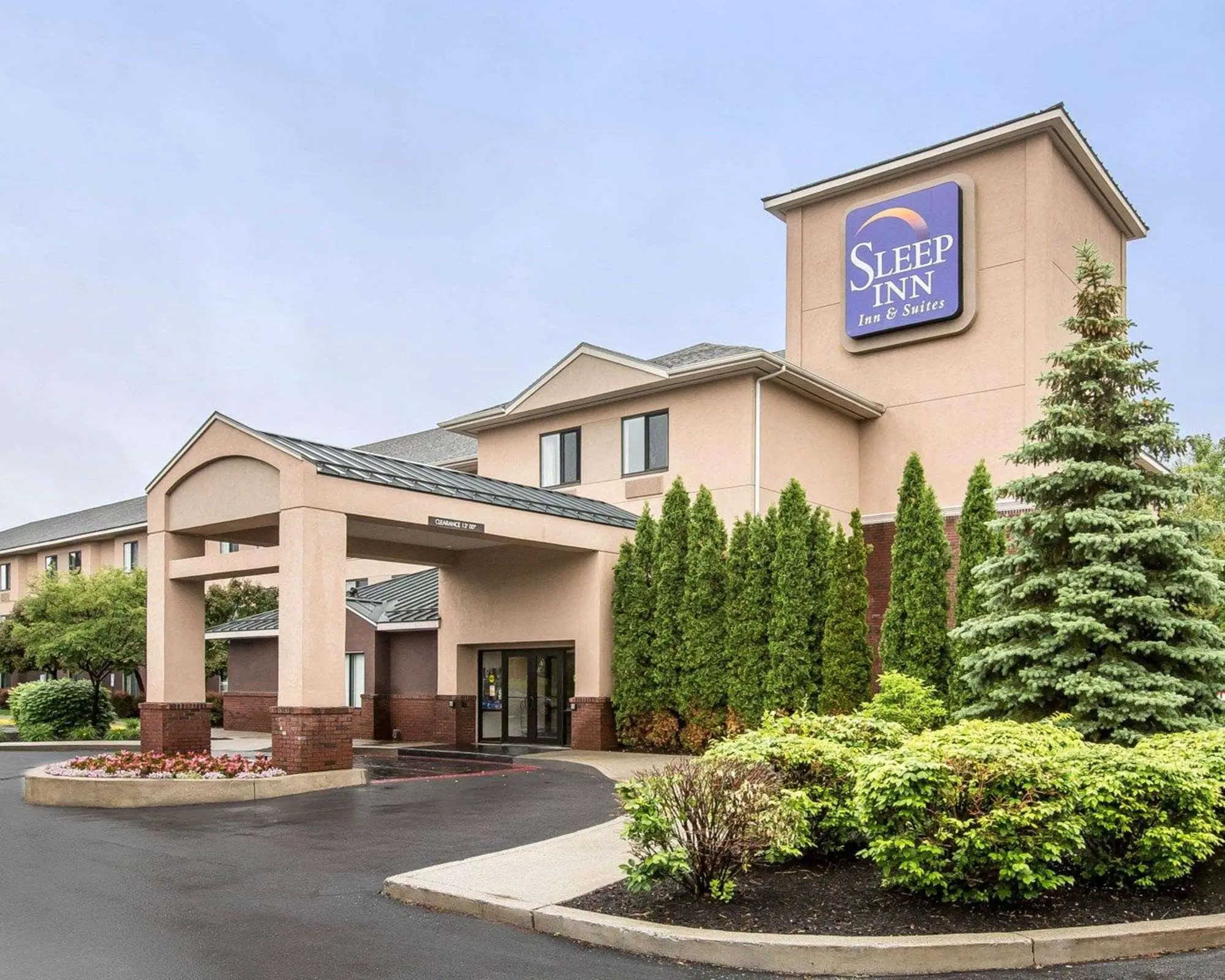 Sleep Inn & Suites, General view