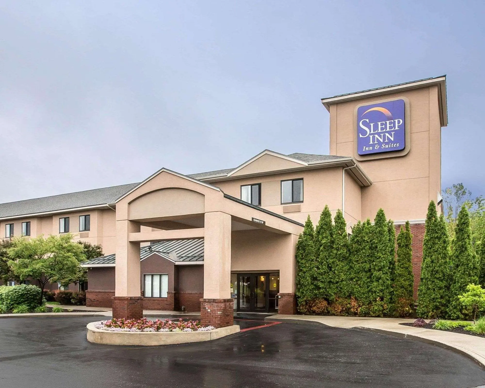 Sleep Inn & Suites, General view